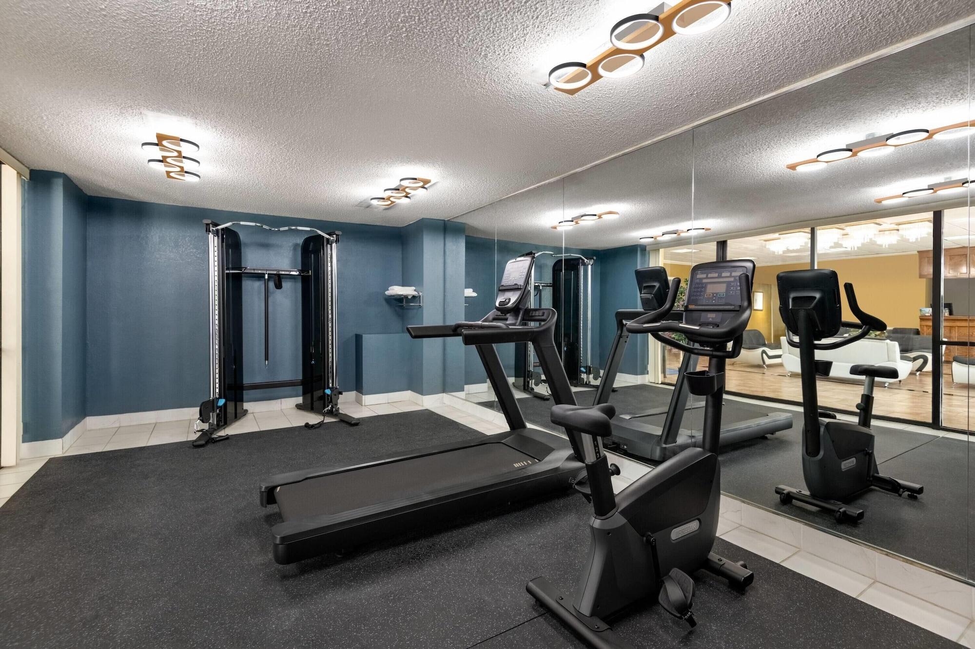 Gimnasio Baymont by Wyndham Salem Roanoke Area