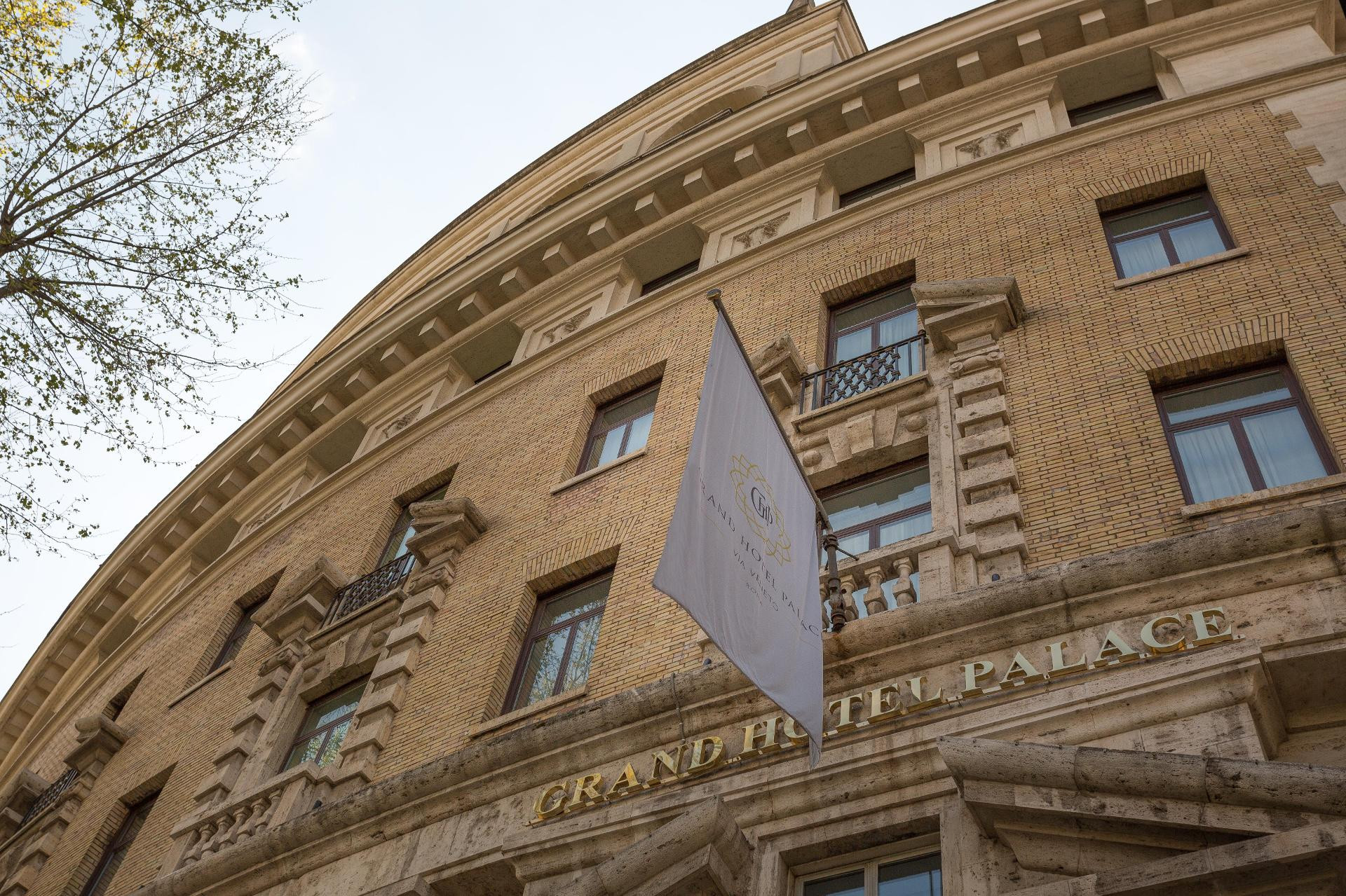 Vista Exterior Grand Hotel Palace Rome