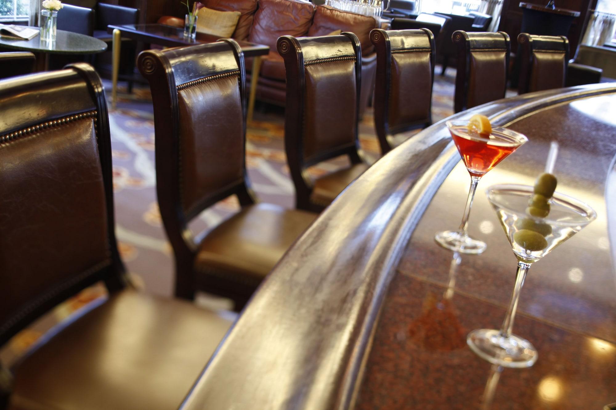 Bar/Salón Warwick New York