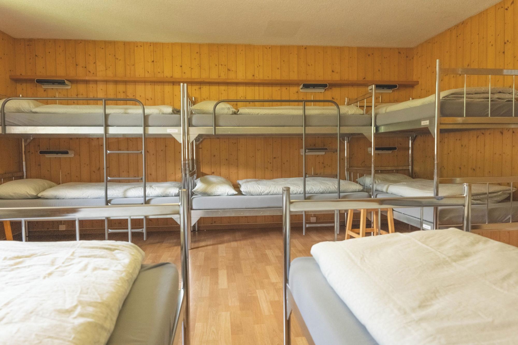 Equipamiento de Habitación Youth Hostel Engelberg