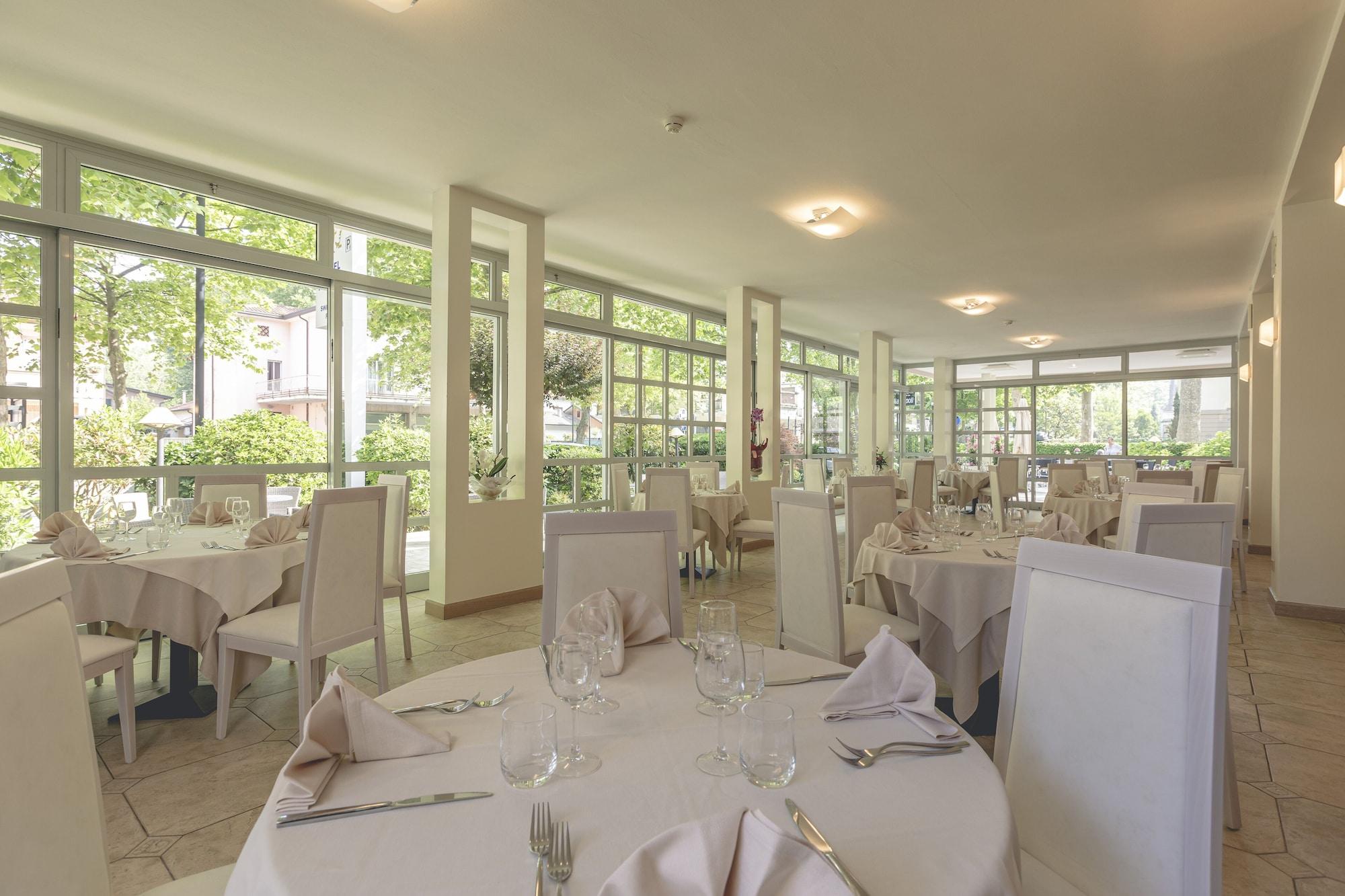Restaurant Hotel Athena