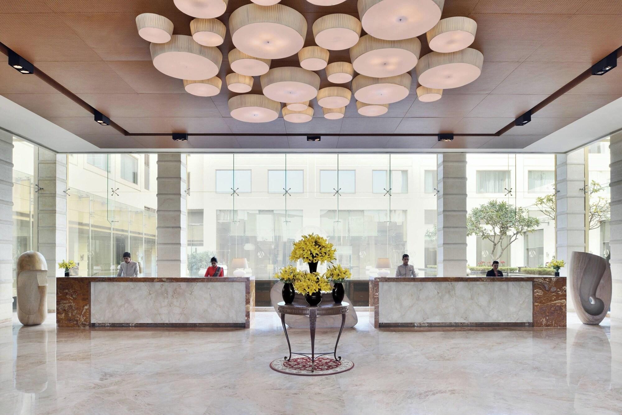 Vista Lobby Jaipur Marriott Hotel