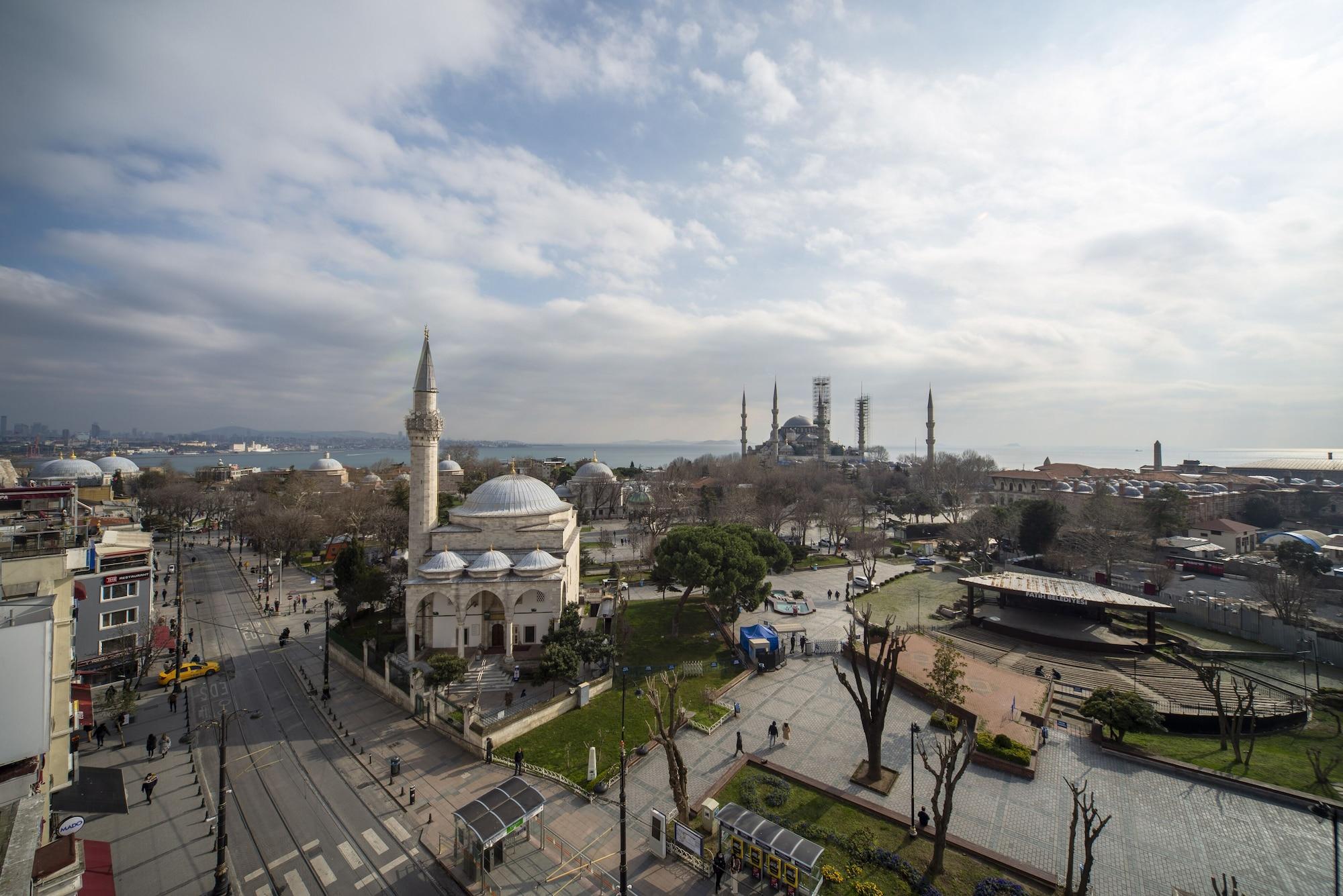 Varios World Heritage Center Hotel