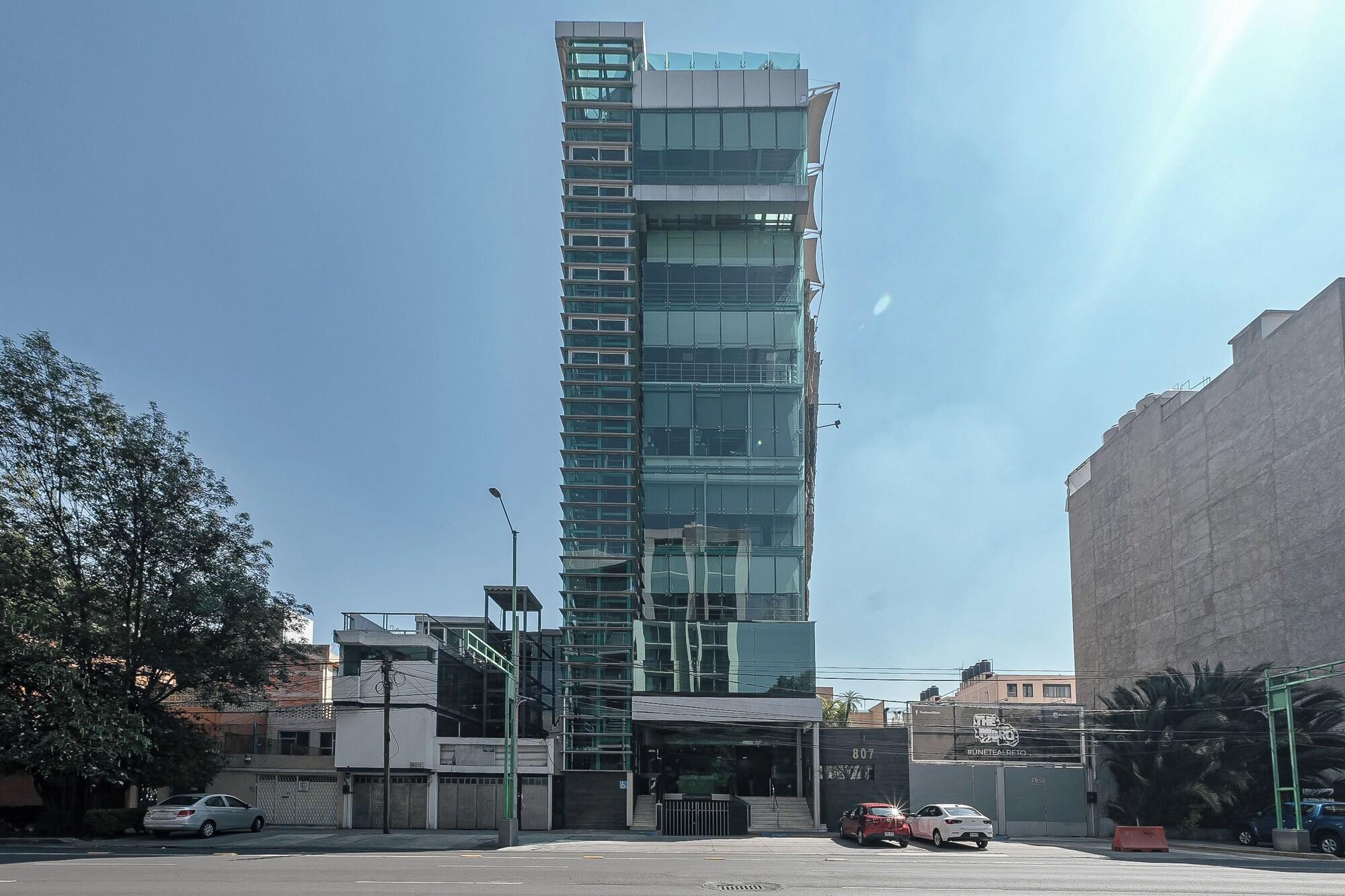 Vista Exterior The Midnight Bloom Suite