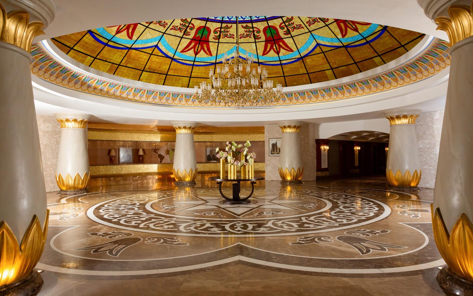 Vista Lobby Badamdar Hotel and Residences