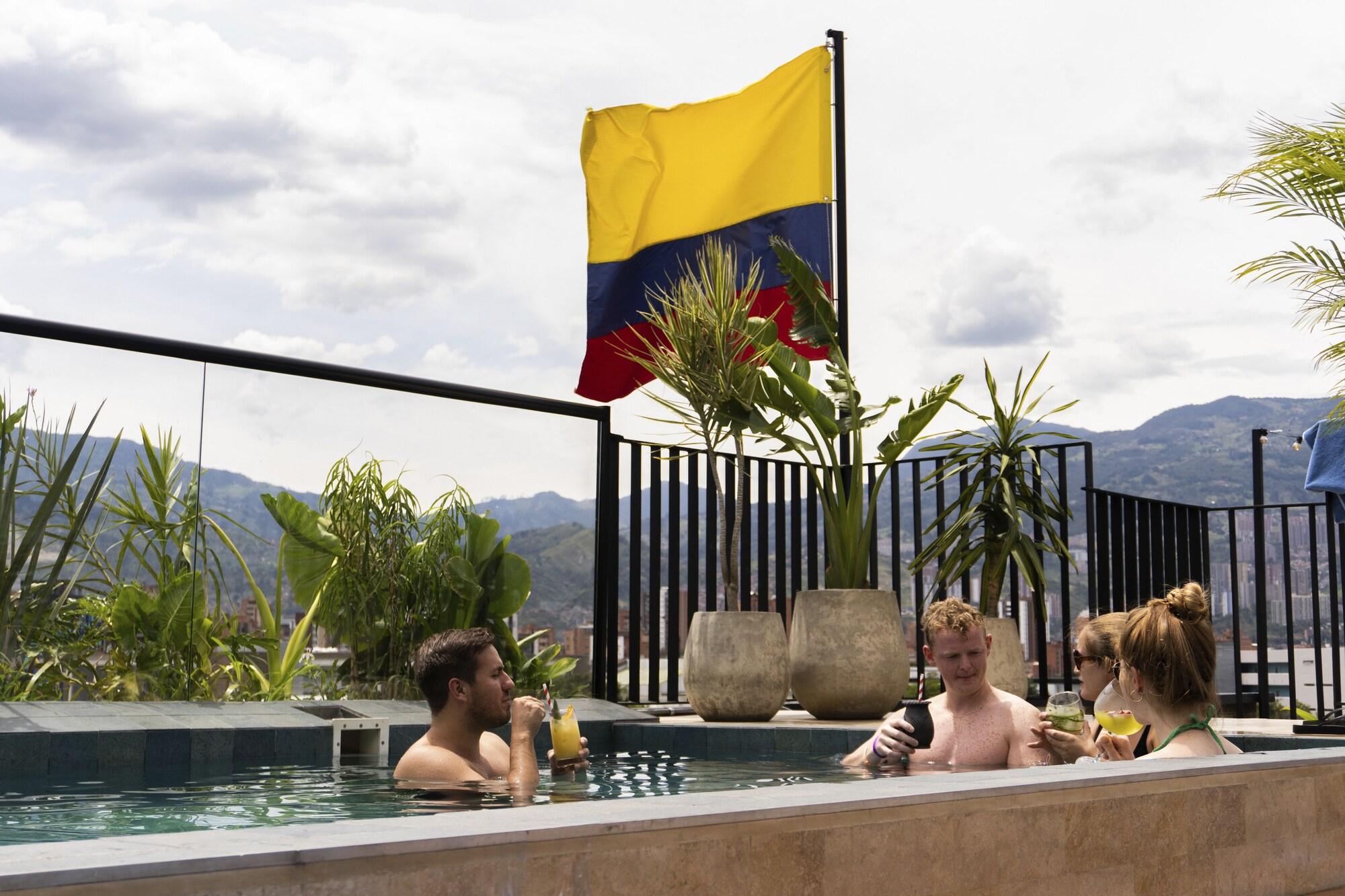 Vista Piscina Los Patios Cool Living