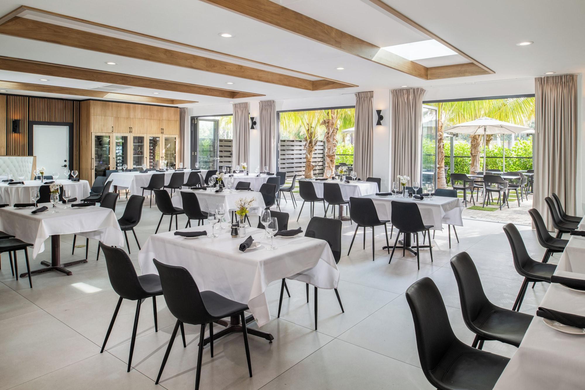 Restaurant Casey Key Resorts - Mainland
