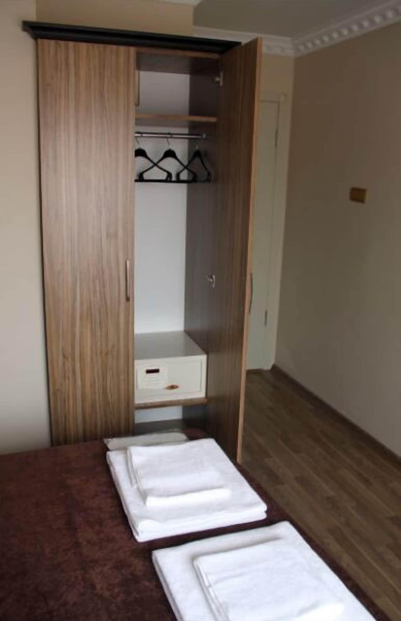 Set de Habitación Simper Hotel