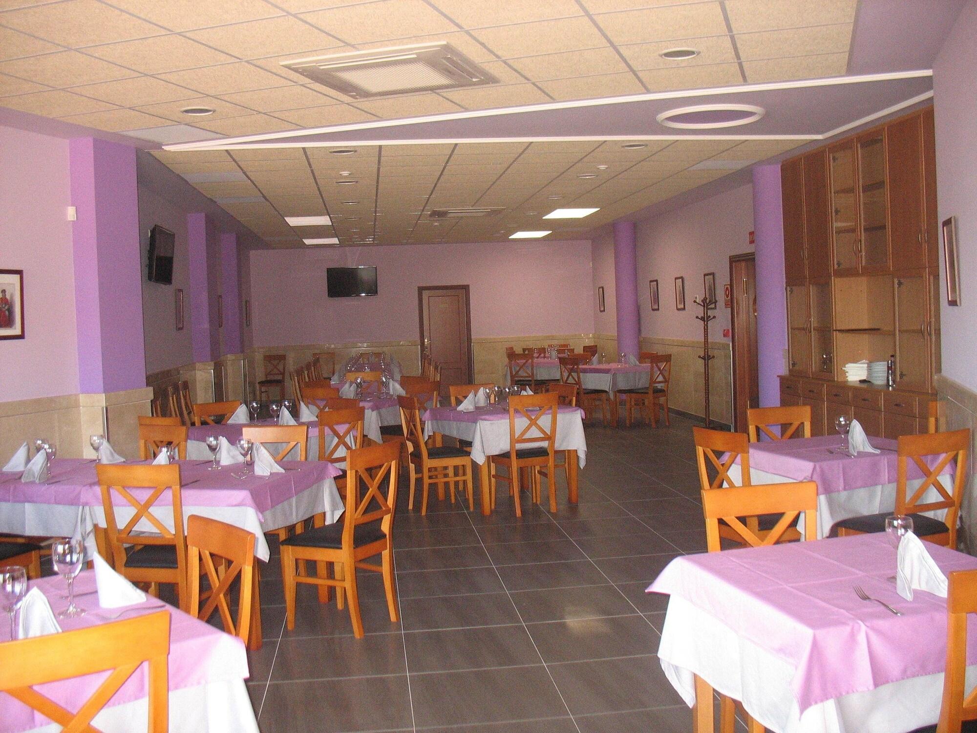 Restaurant Hotel Reyes de León