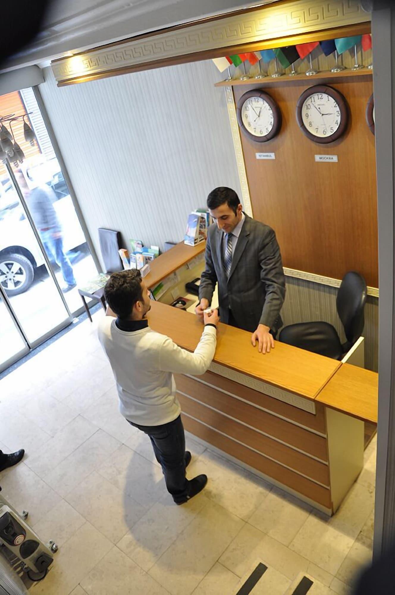 Vista Lobby Hivas Hotel