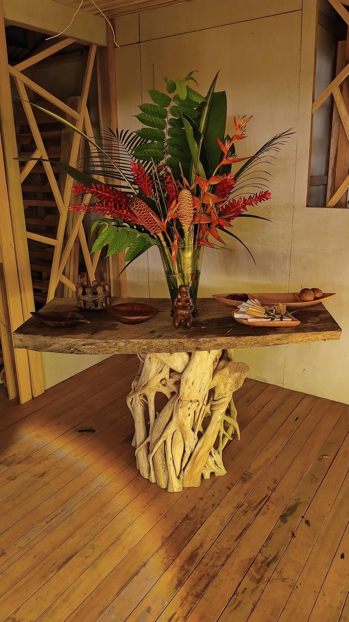 Vista Lobby Buru Nature Hotel