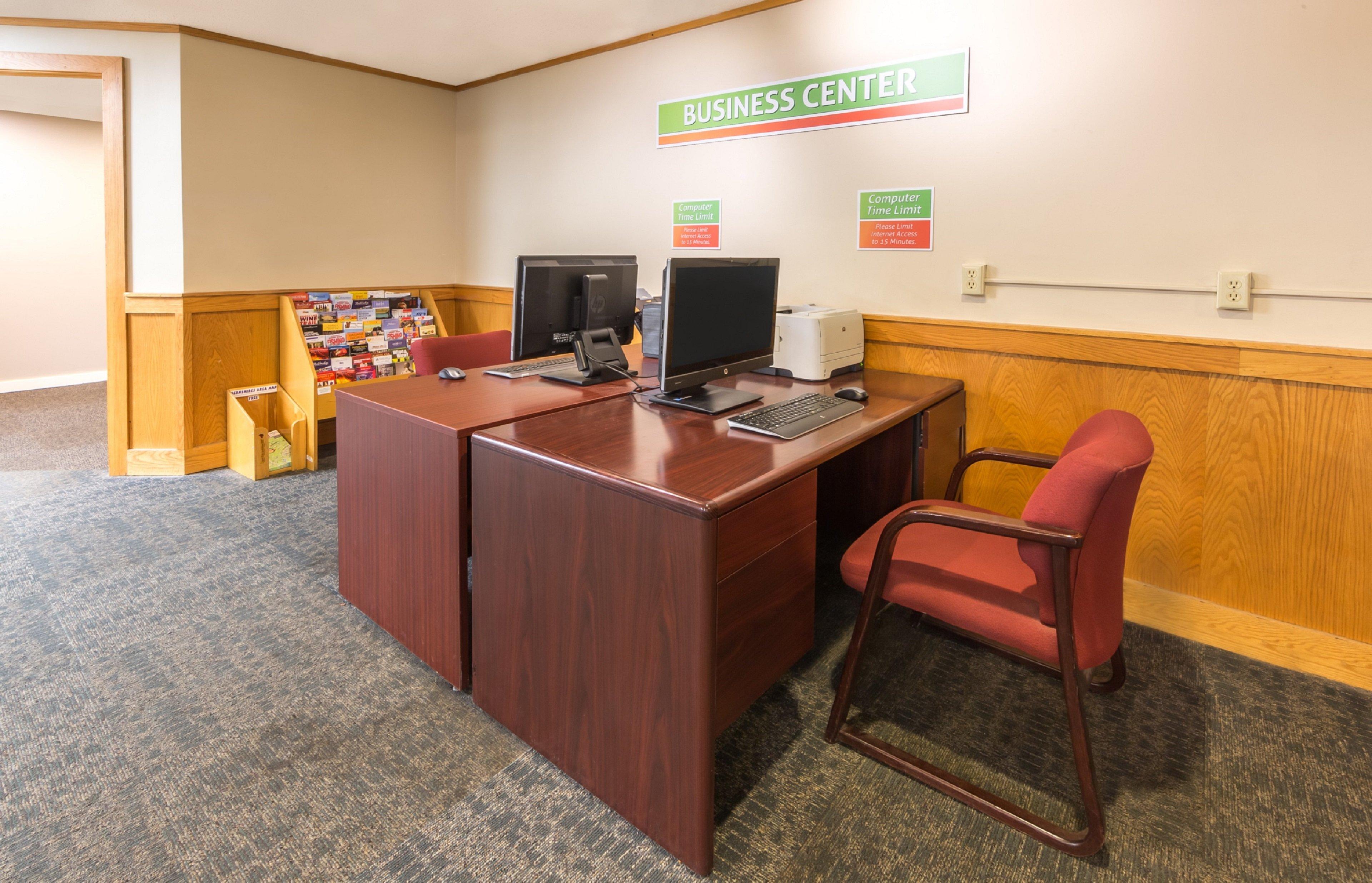 Vista Lobby Holiday Inn Club Vacations Oak n’ Spruce Resort in the Berkshires by IHG