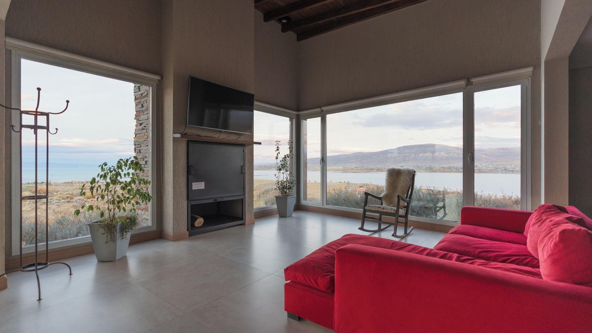 Comodidades del Alojamiento Gran casa con vista panorámica al lago