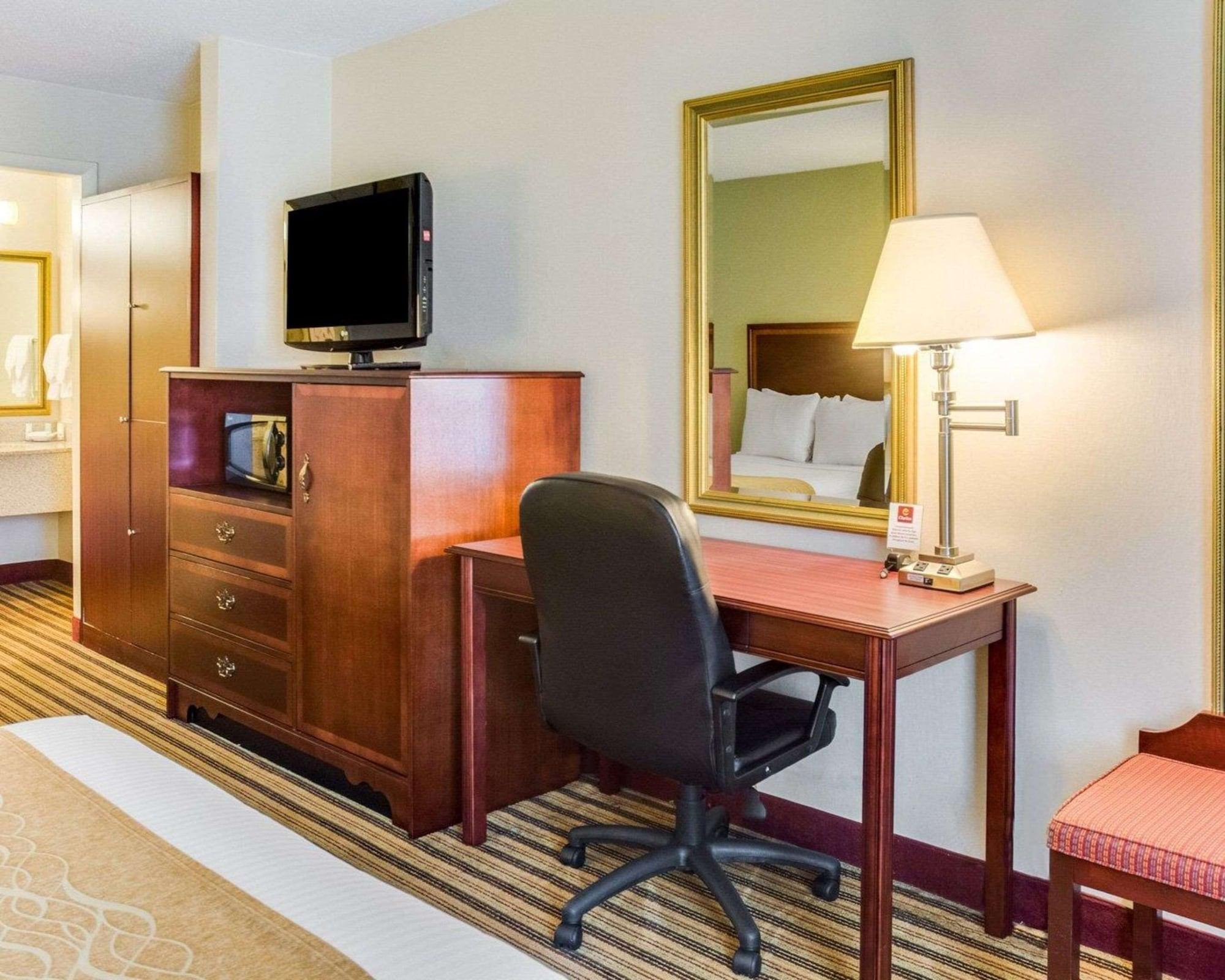 Habitación Clarion Inn