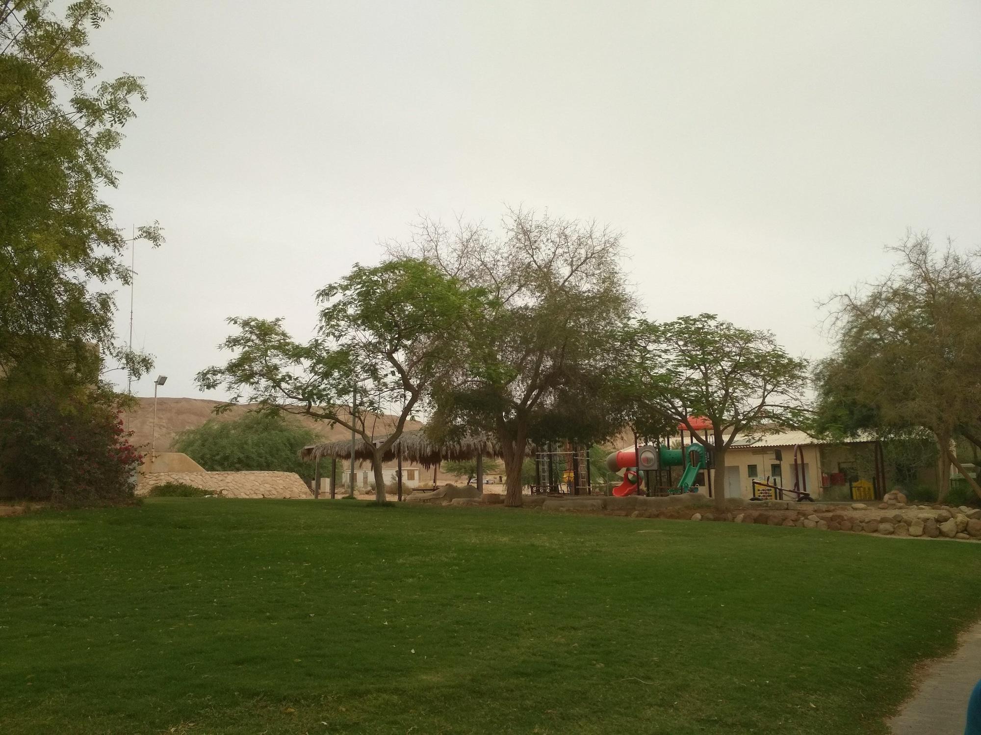 Instalaciones Recreativas Lotan Desert Travel Hotel