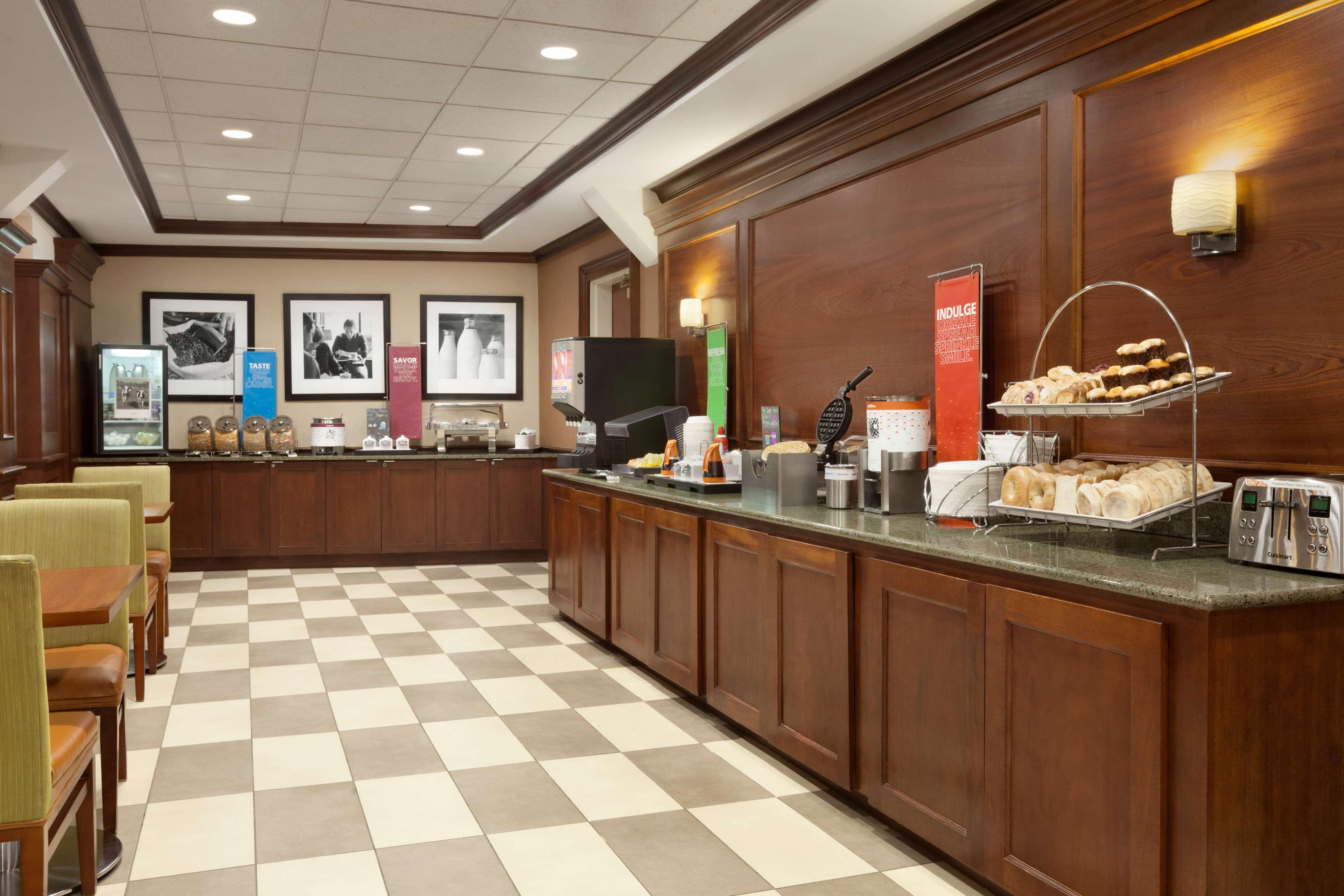 Restaurant Hampton Inn Long Island-Brookhaven