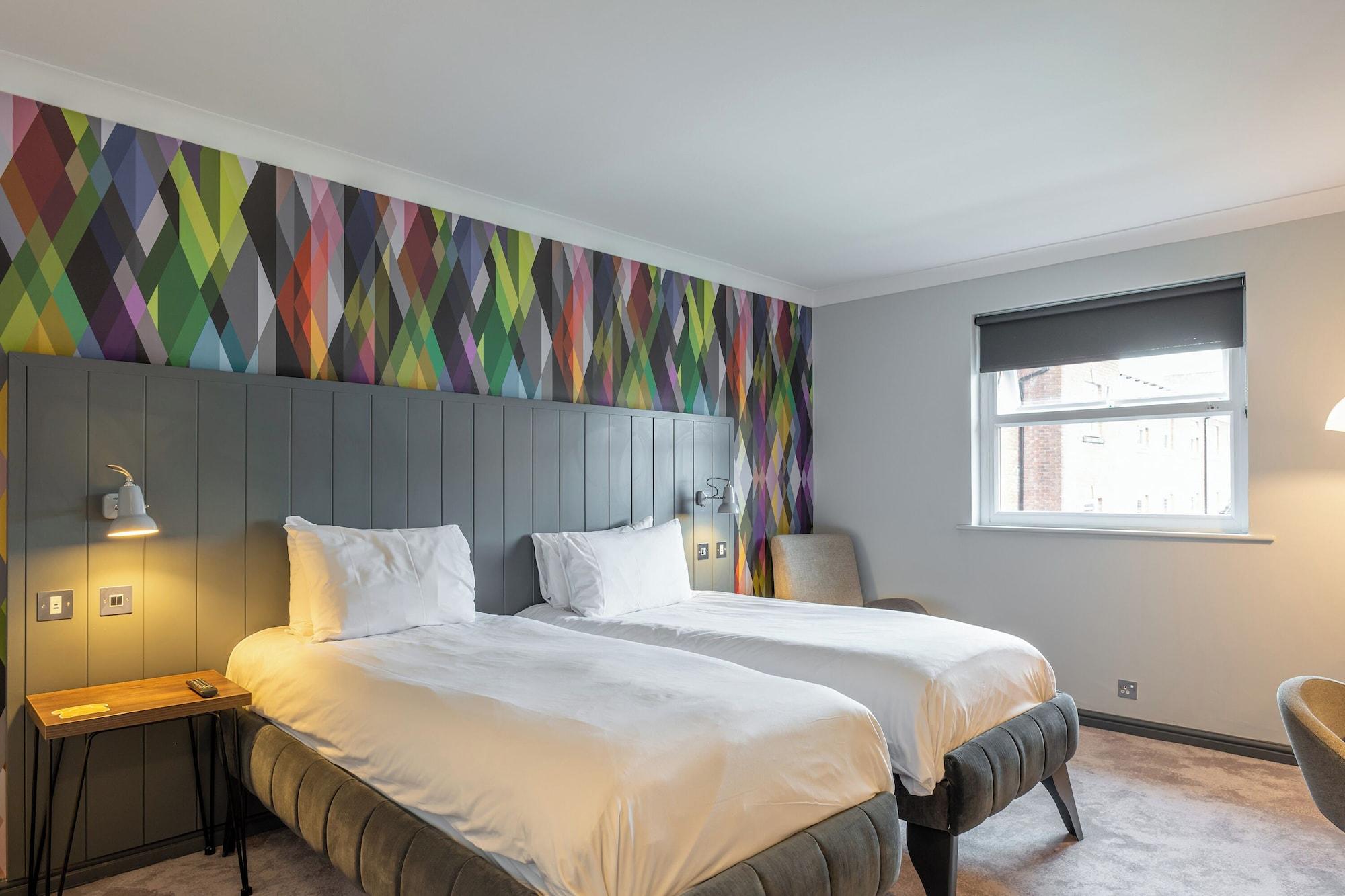 Habitación Village Hotel Cardiff