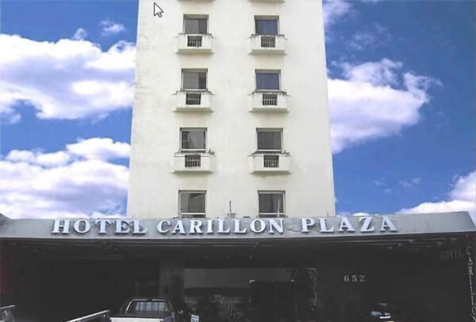Vista Exterior Carillon Plaza Hotel