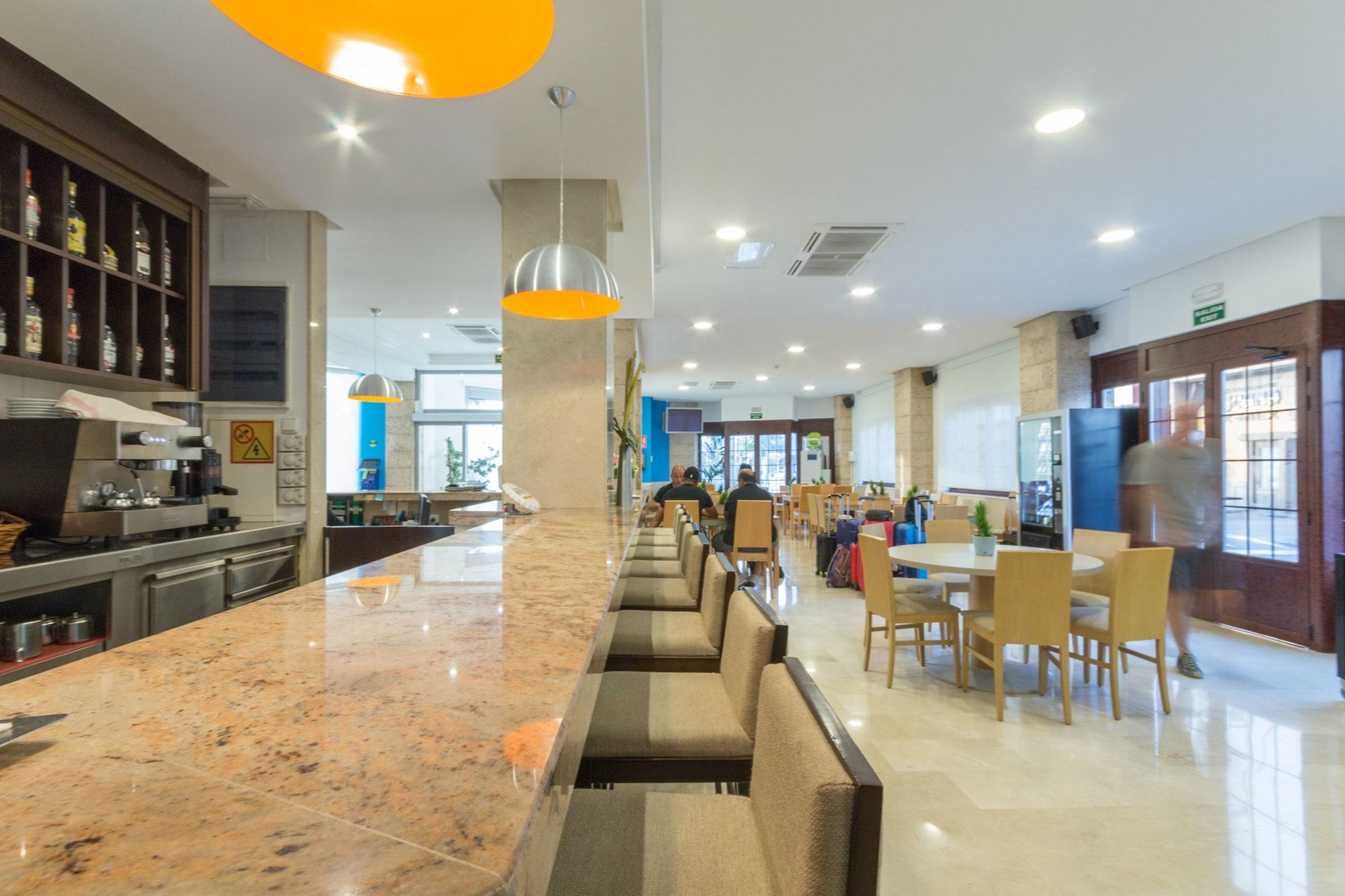Bar/Salón Hotel Orosol by Typic Hotels