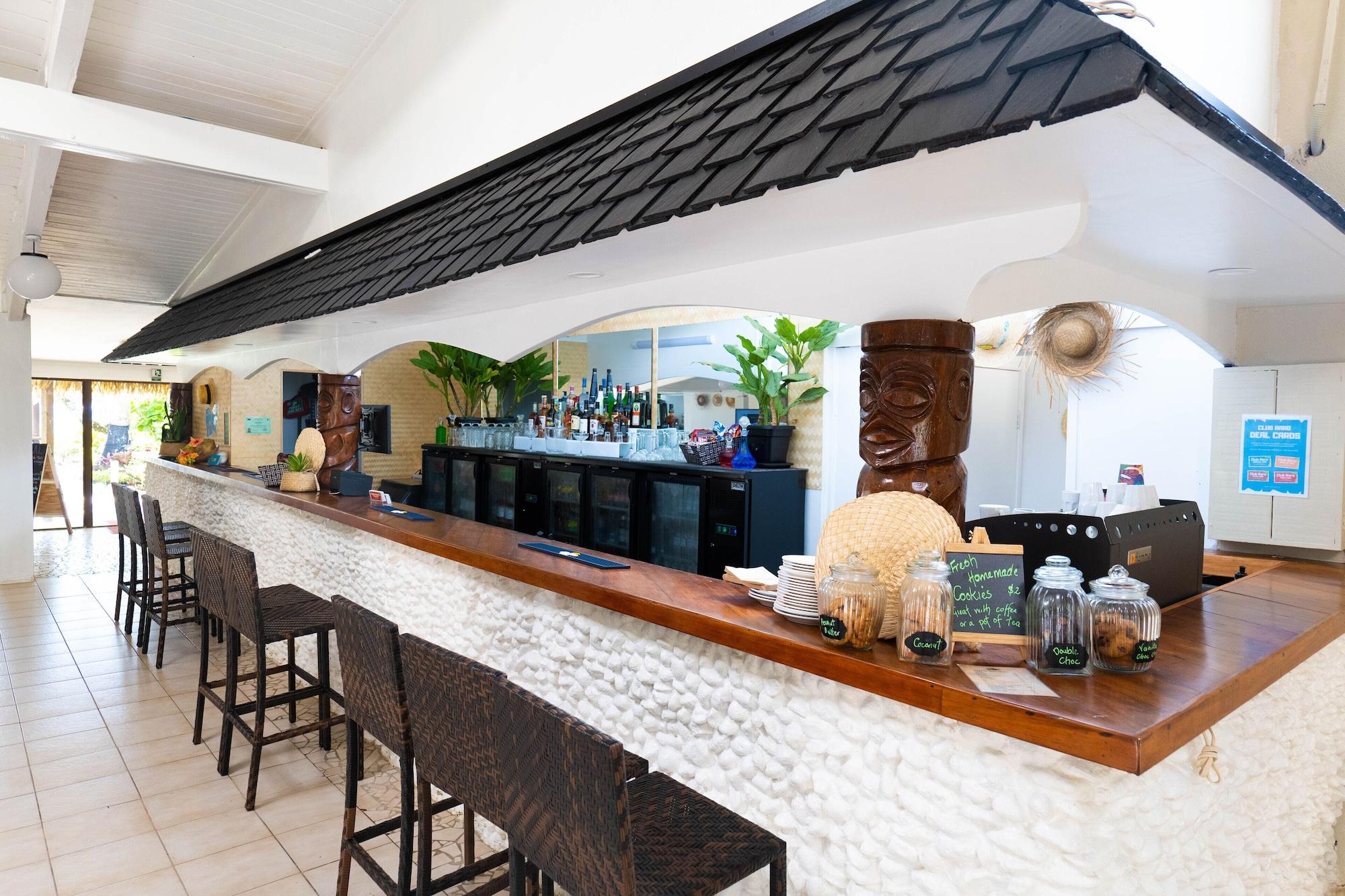 Bar/Salón Club Raro Resort – Adults Only