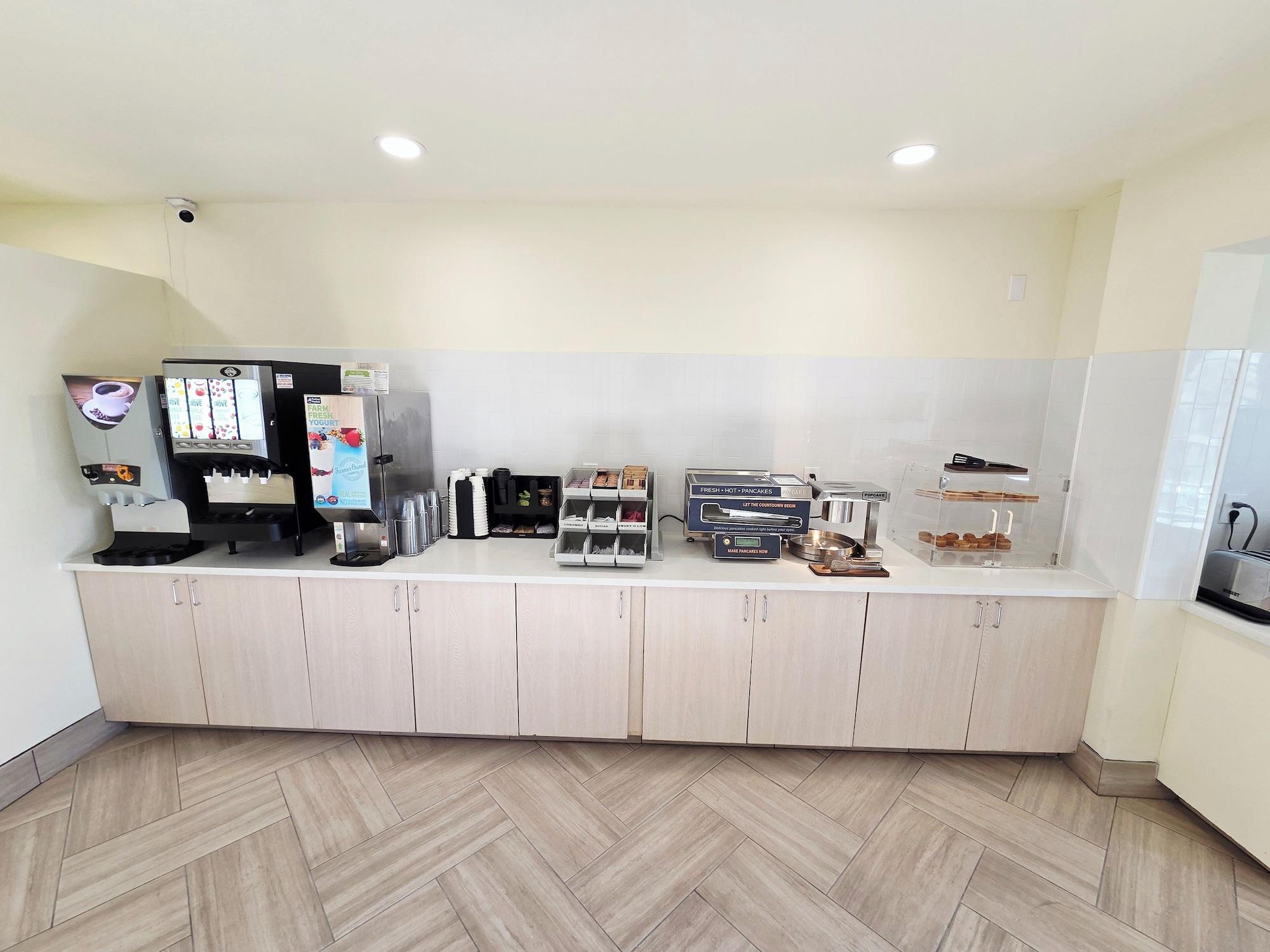 Restaurant Days Inn & Suites by Wyndham Flagstaff Near University