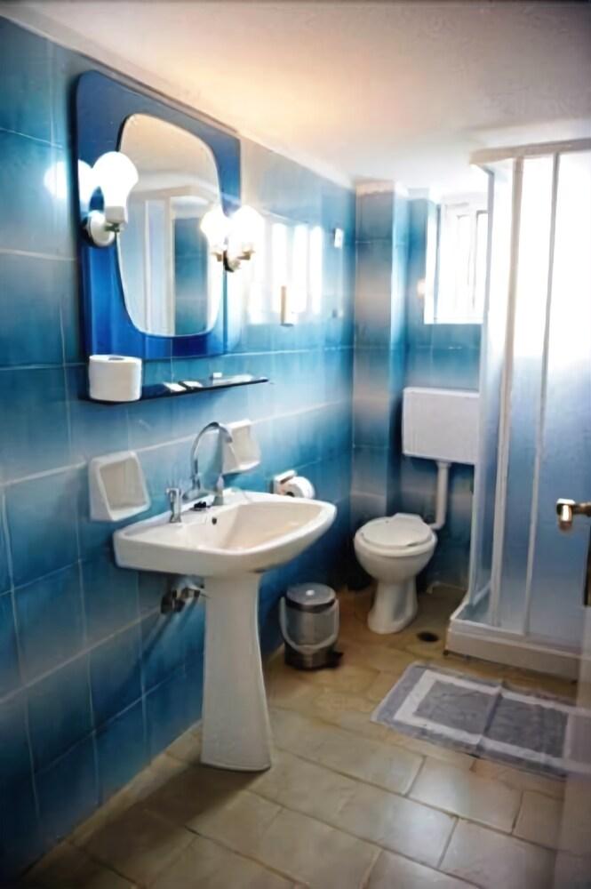Baño Hotel Paradise