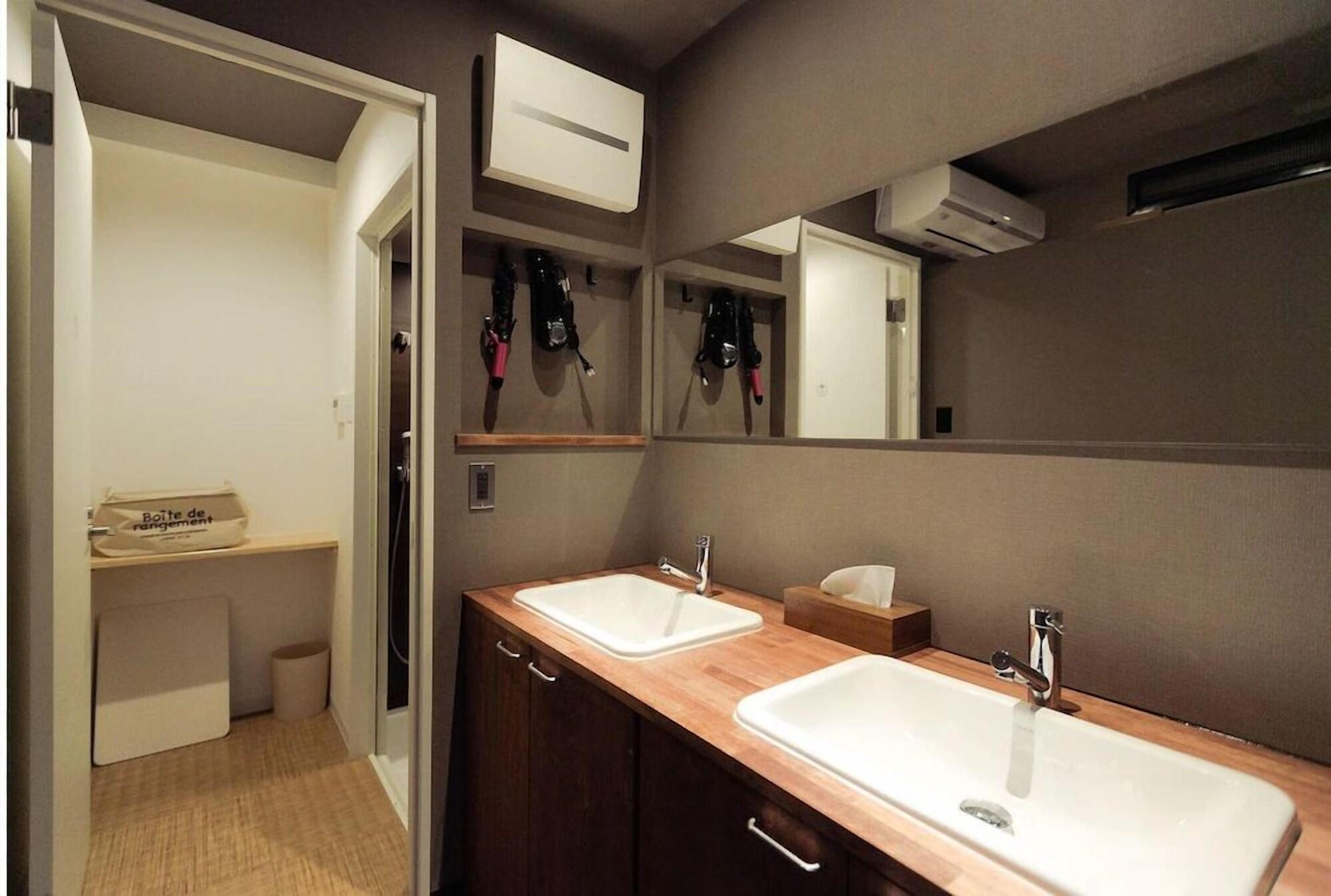 Equipamiento de Habitación GOLDEN GUEST HOUSE HAKATA - Hostel