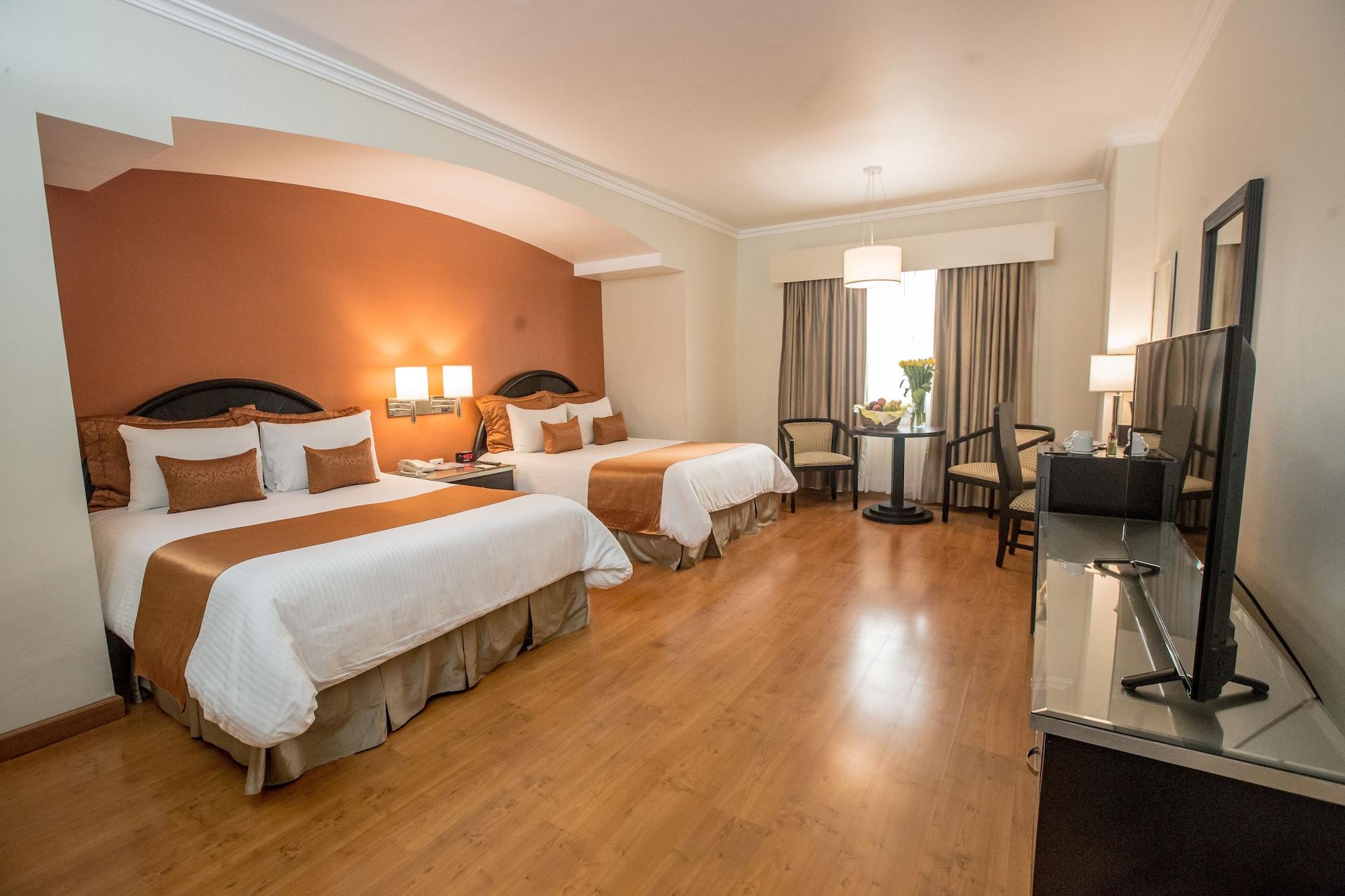 Habitación Hotel Plaza de Oro