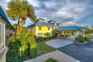 Alojamiento - Naples Garden Inn