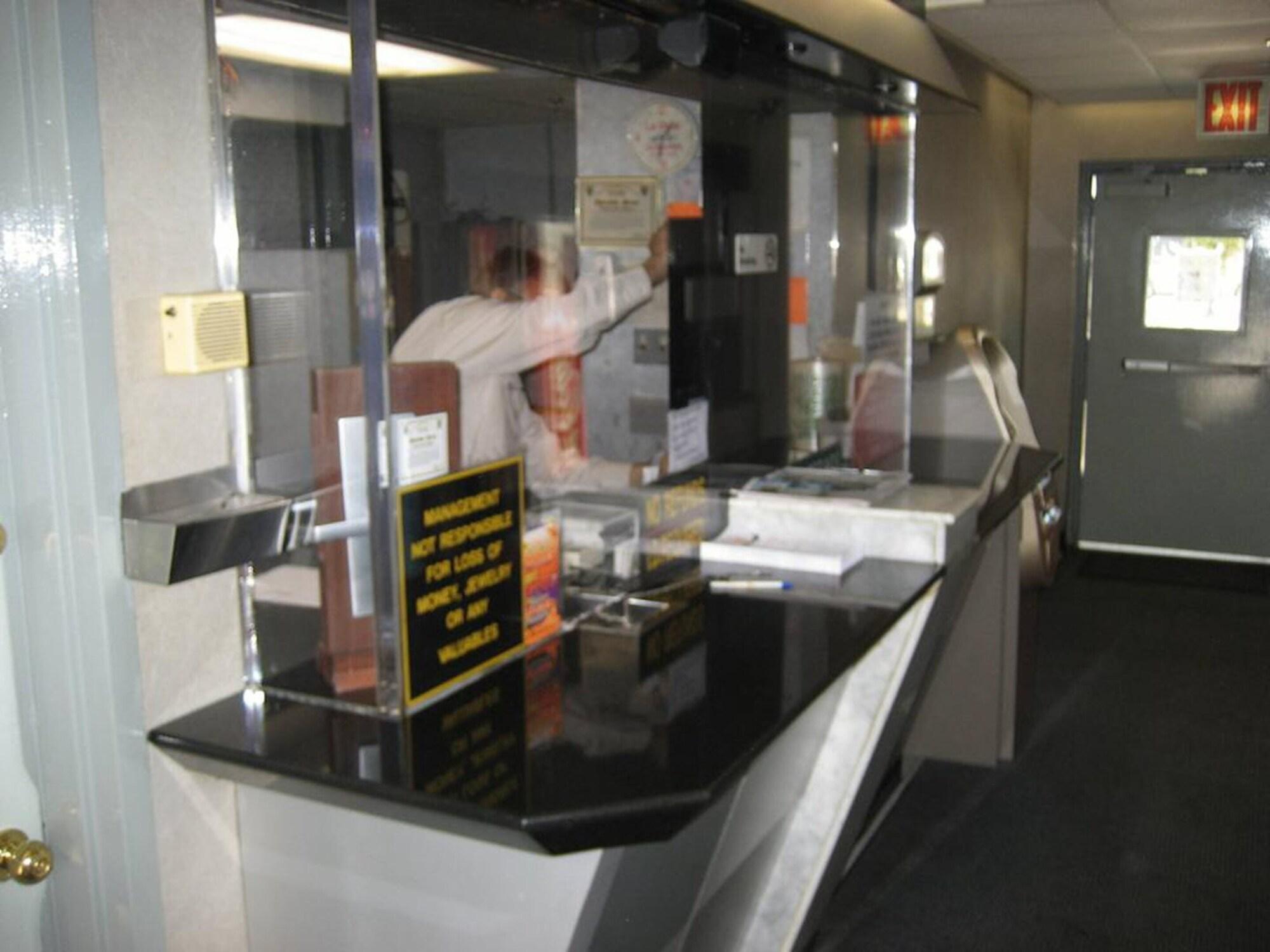 Vista Lobby Jets Motor Inn