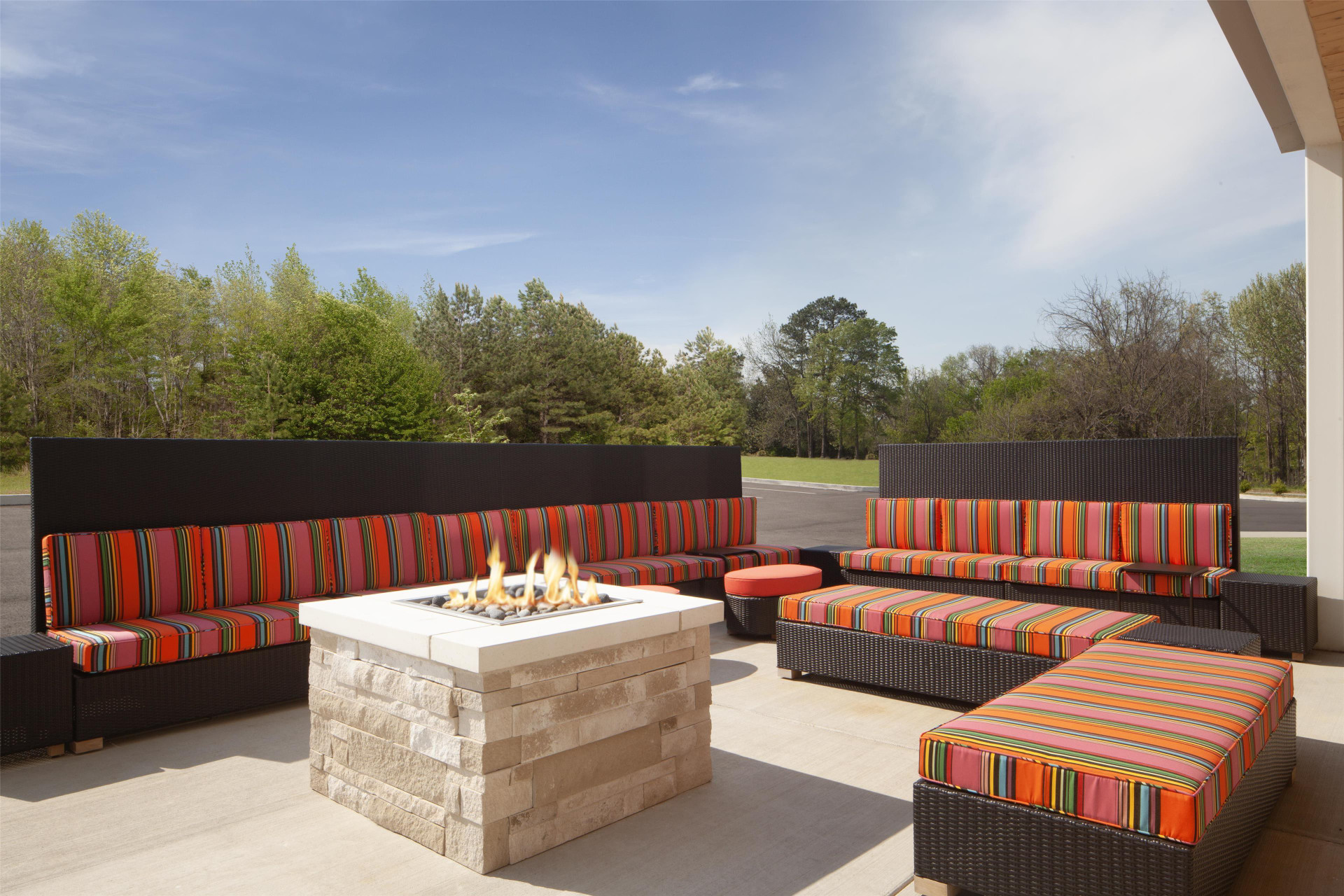 Vista Exterior Home2 Suites By Hilton Jackson