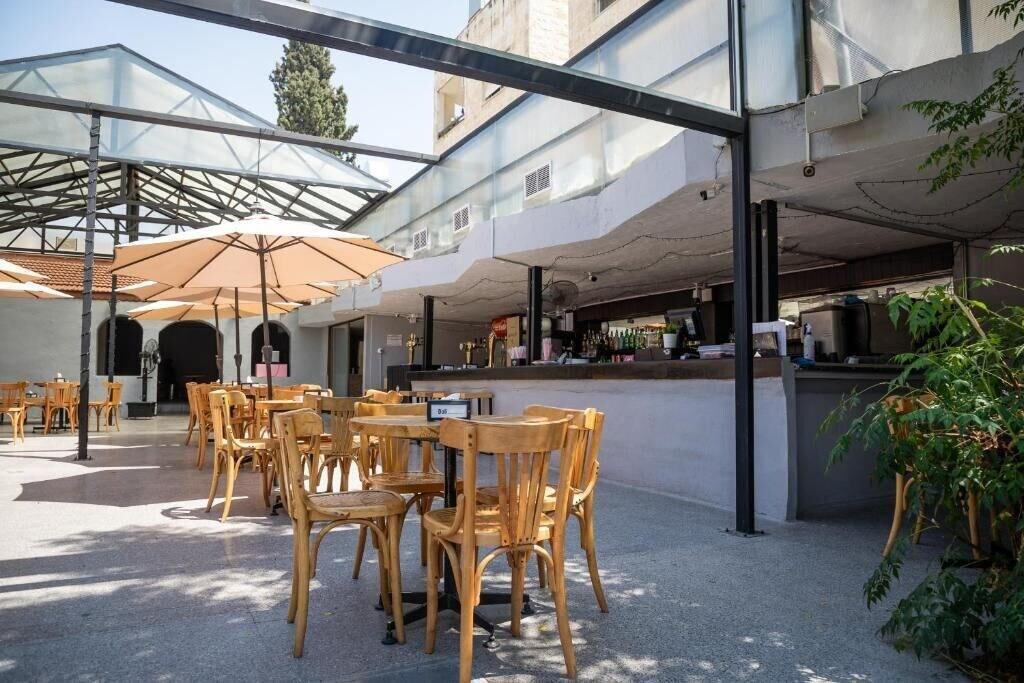 Restaurant Dali House