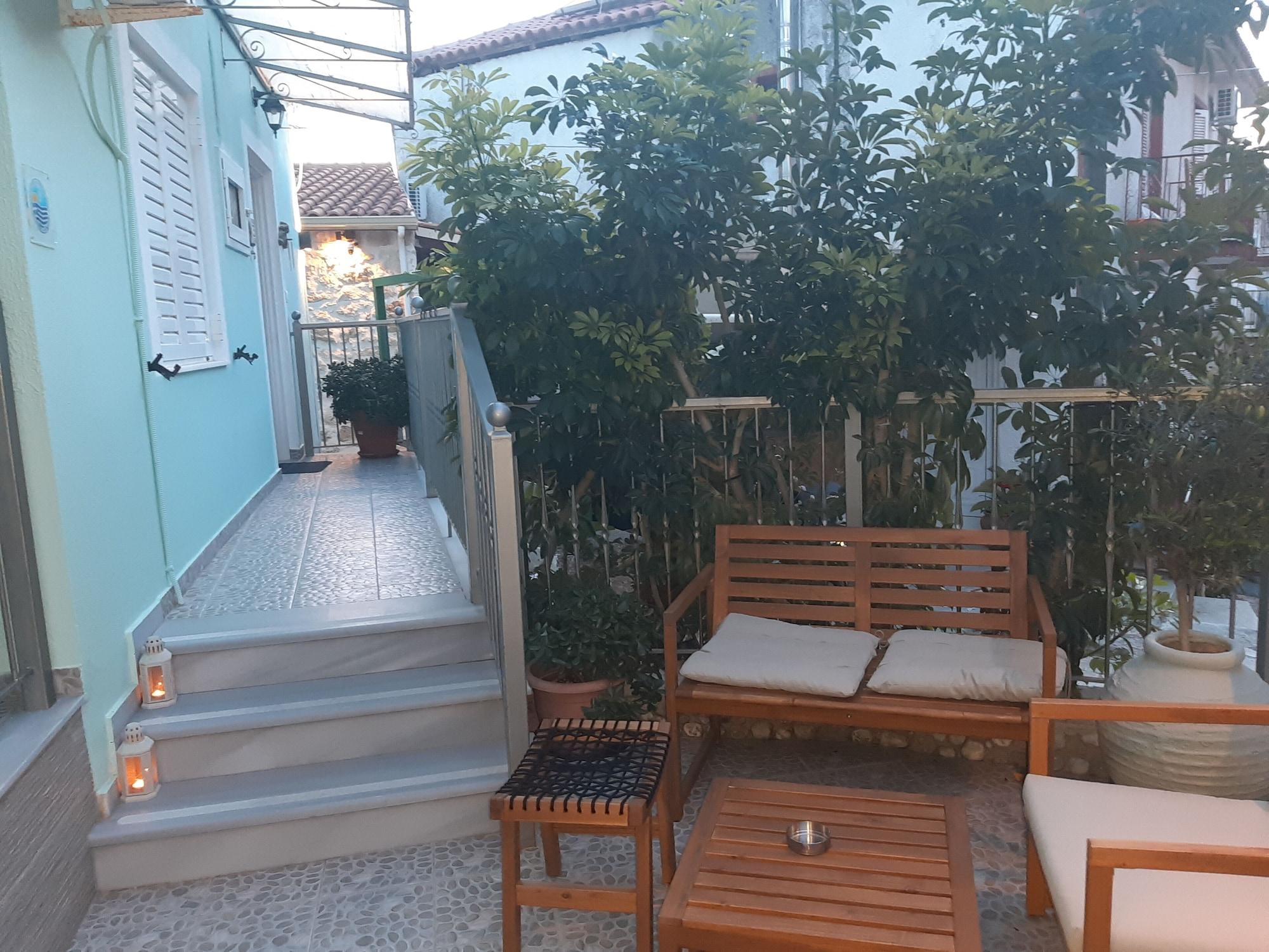 Vista Exterior Paraskevi's Luxury Studios