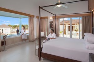 Alquiler Vacacional - Lifestyles Resort Villa 6-Bedroom All Inclusive {White Bracelet} Puerto Plata