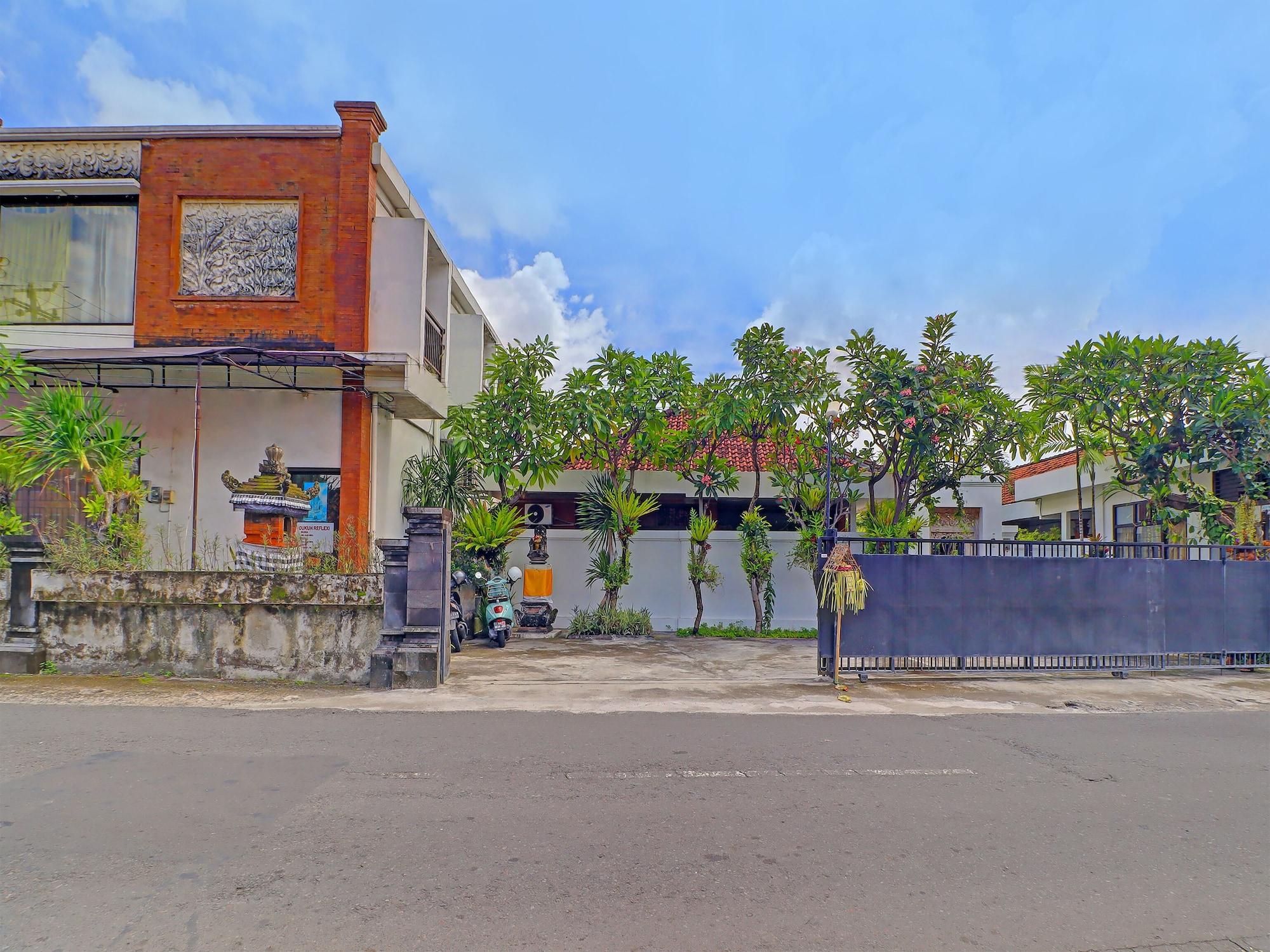 Varios OYO 91971 Hotel Puri Sokasati