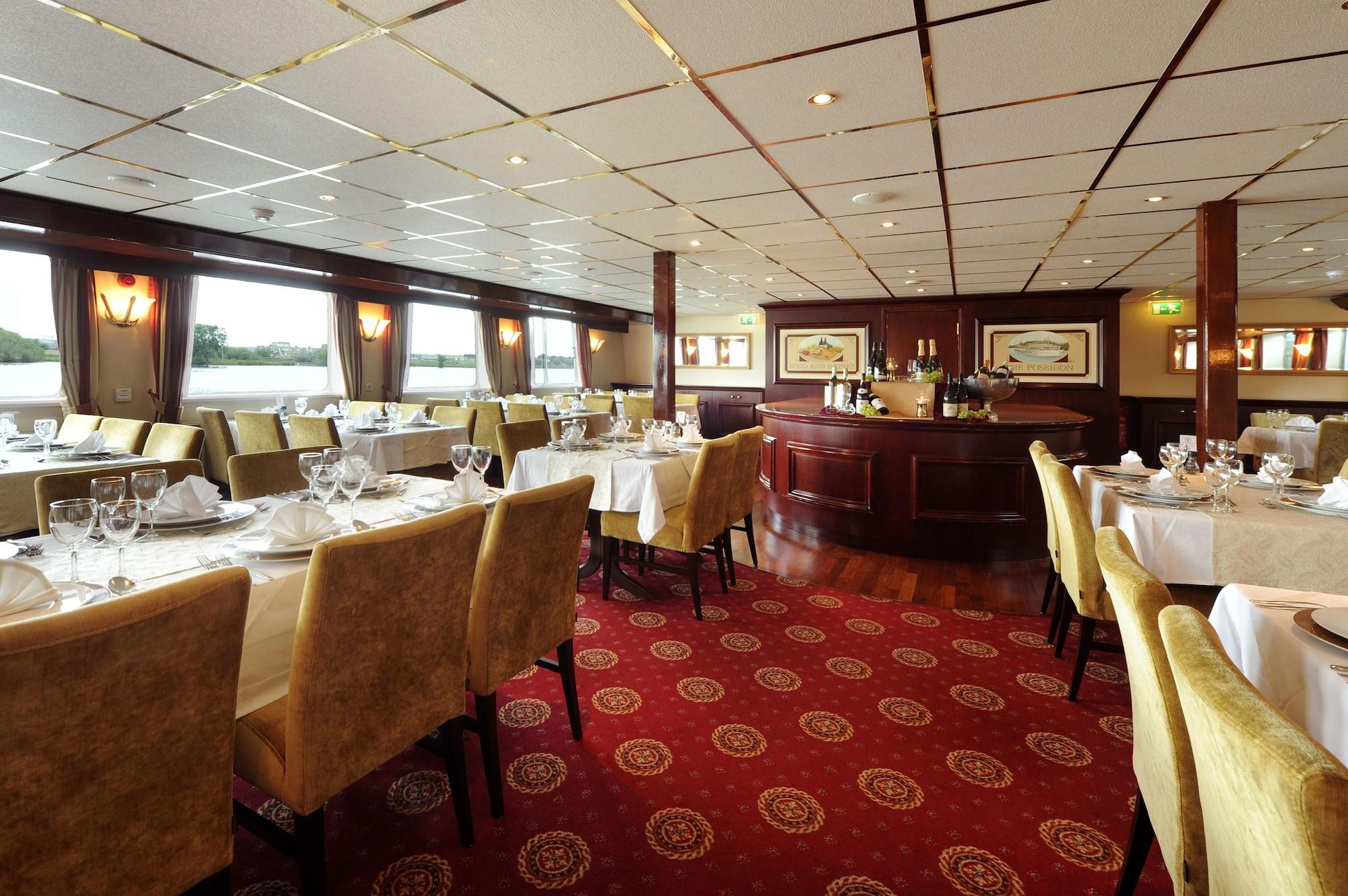 Restaurant Crossgates Hotelship AltstadtNord - Köln