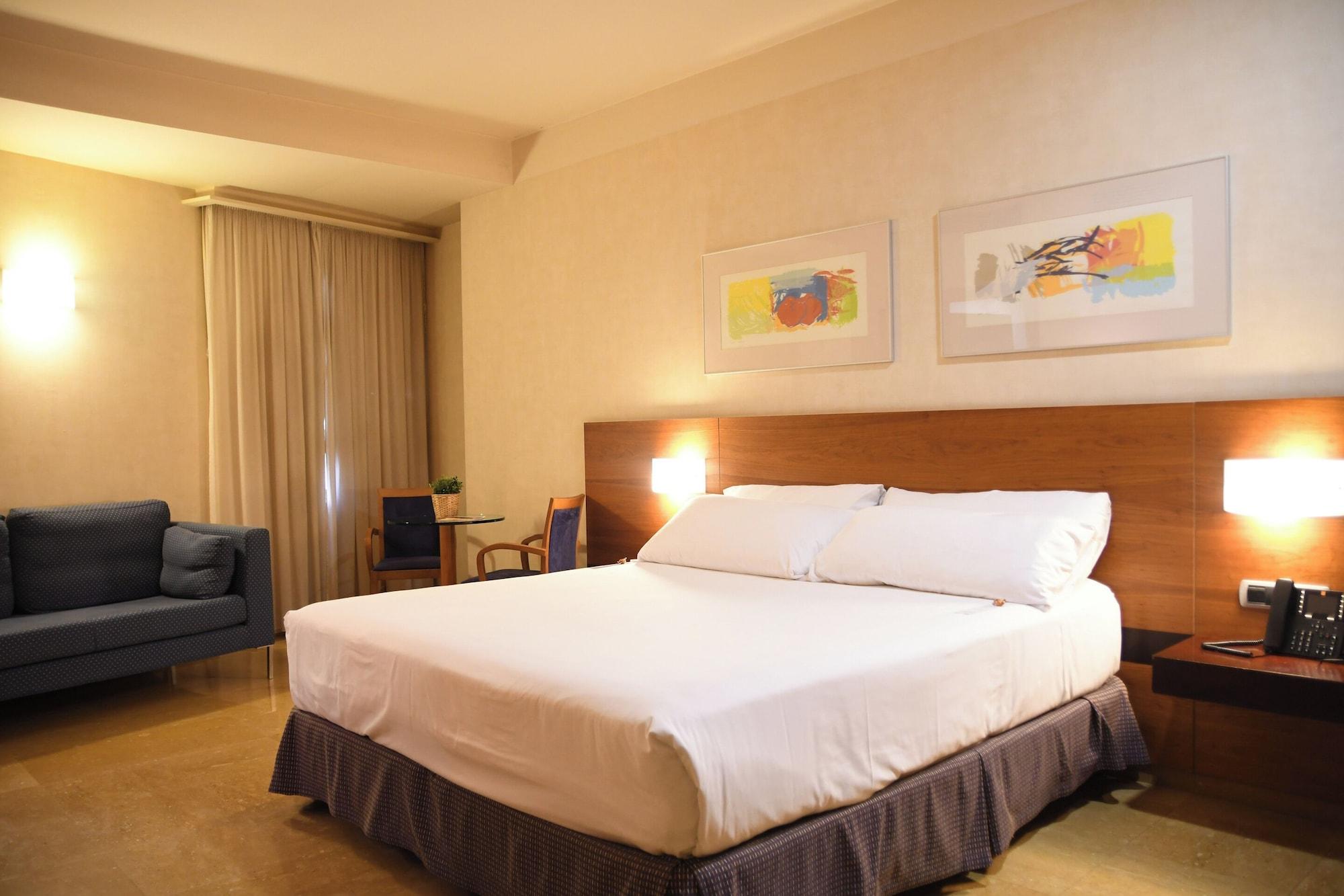 Varios Sercotel Palacio de Tudemir