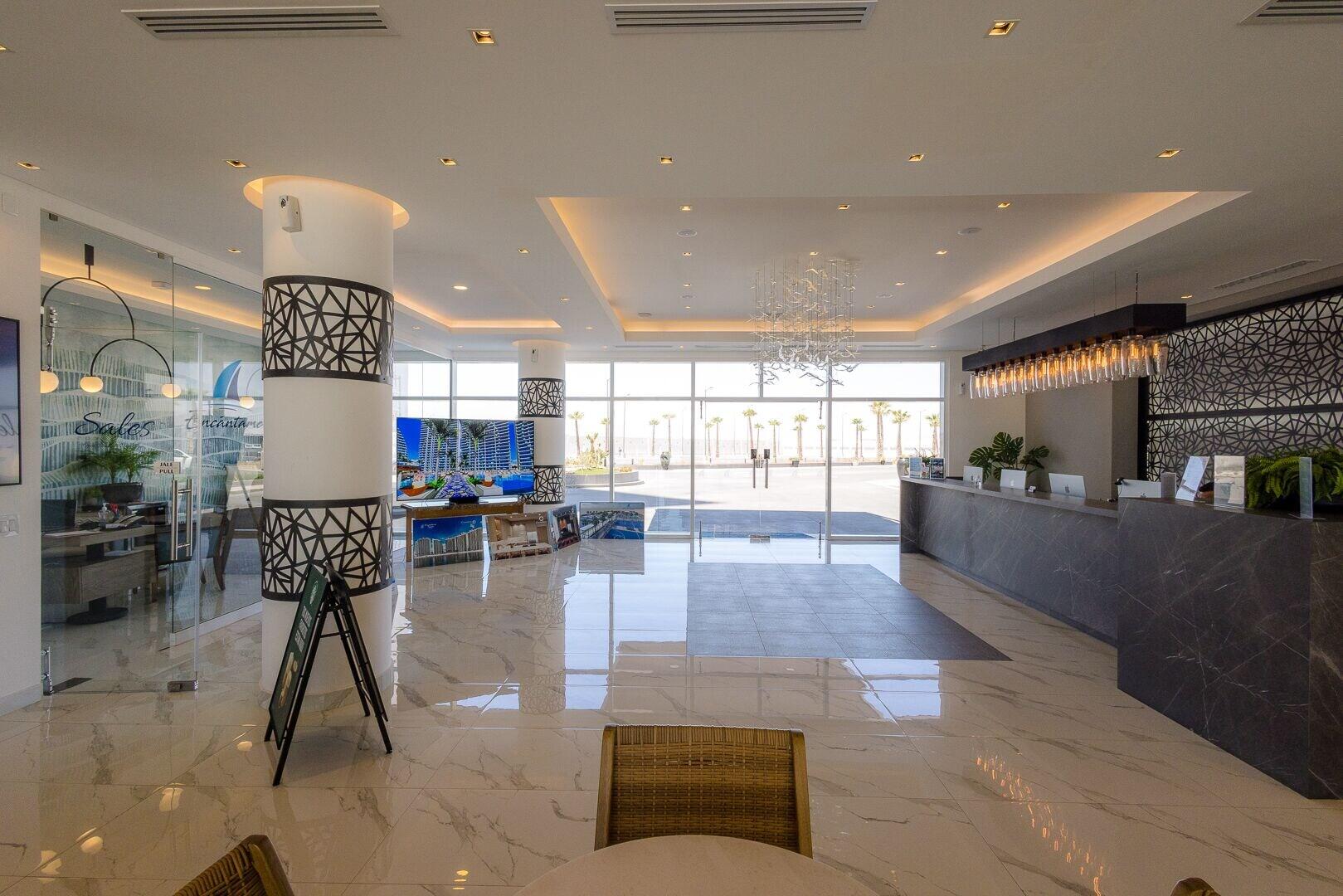 Vista Lobby Encantame Towers