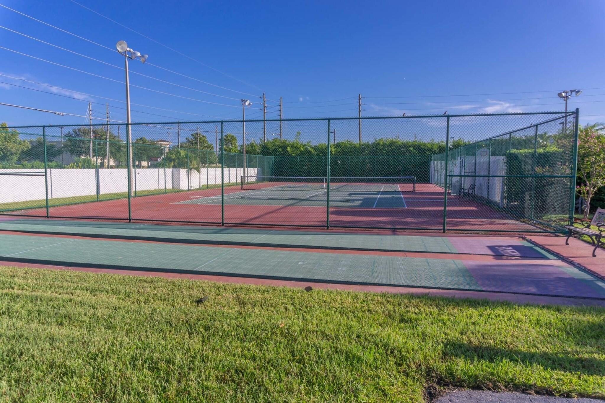 Instalaciones Recreativas Villas at Fortune Place