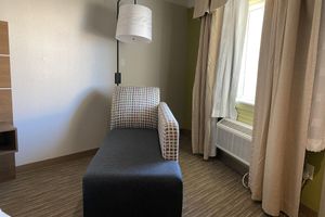 Alojamiento - Holiday Inn Express & Suites Galveston West-Seawall