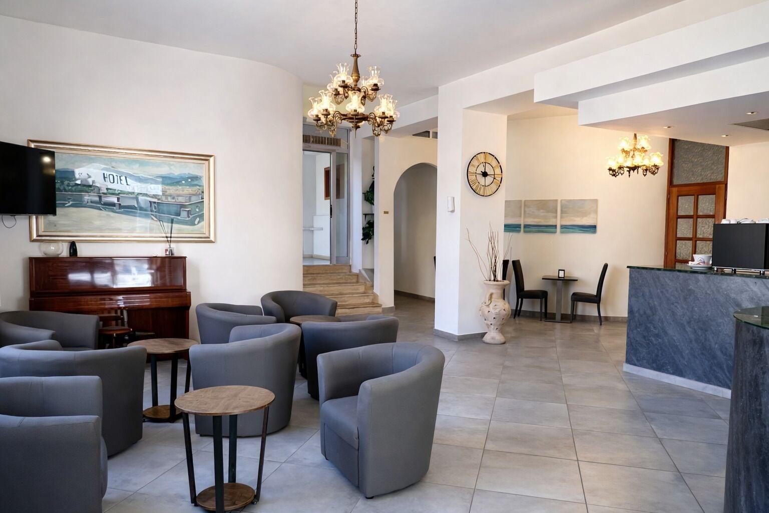 Vista Lobby Hotel Residence Turium