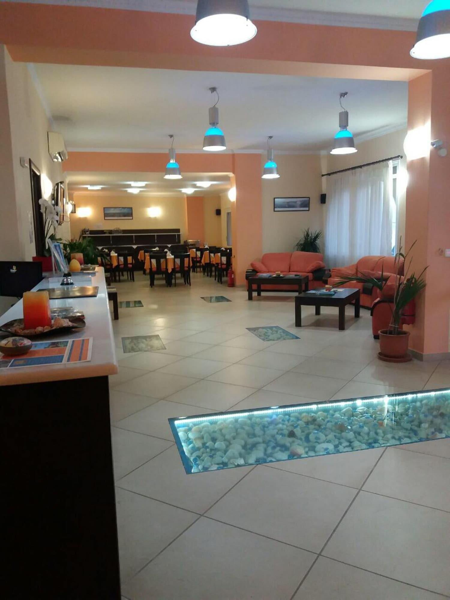 Vista Lobby Romantica Hotel
