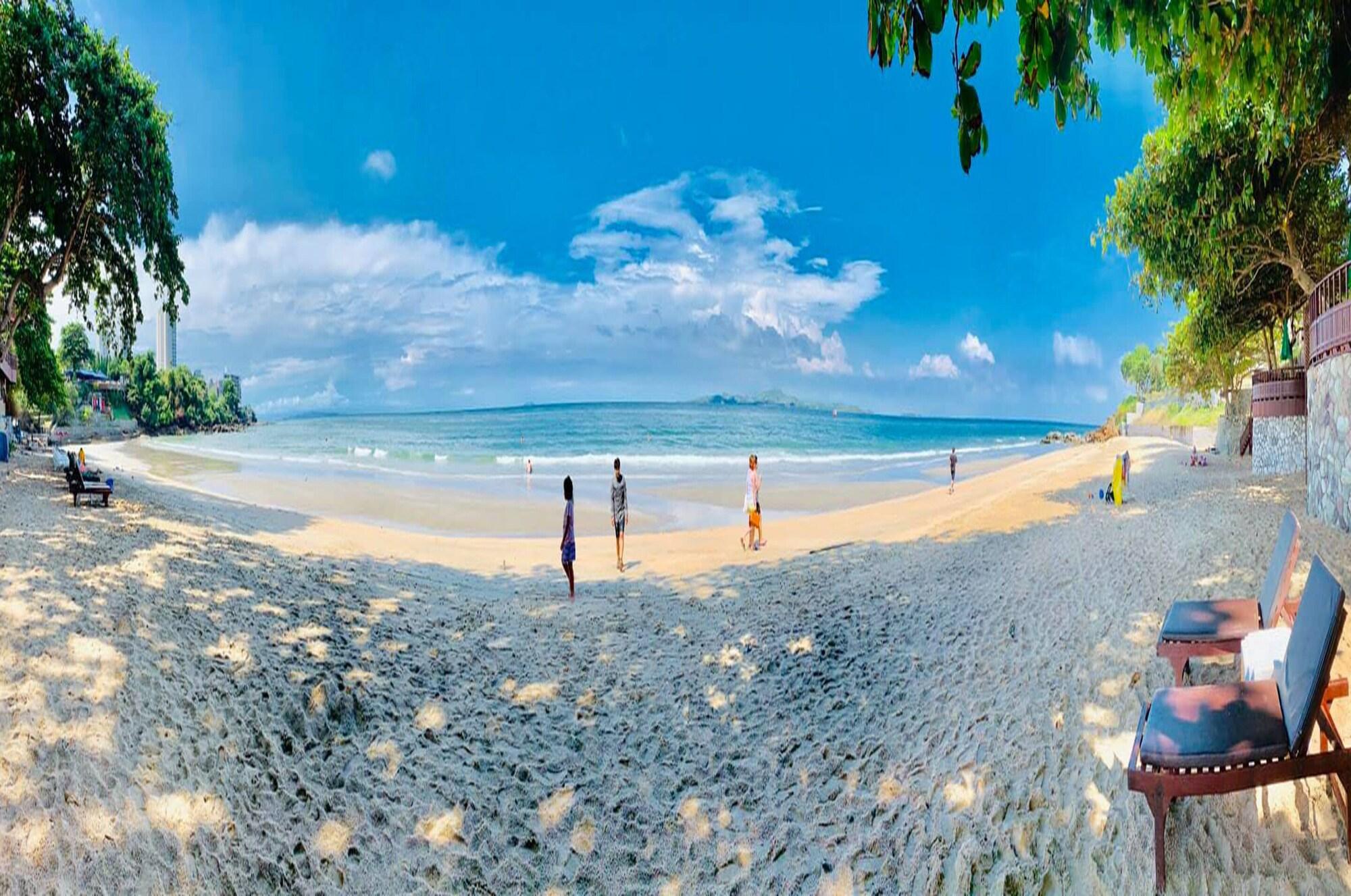Playa Birds and Bees Resort