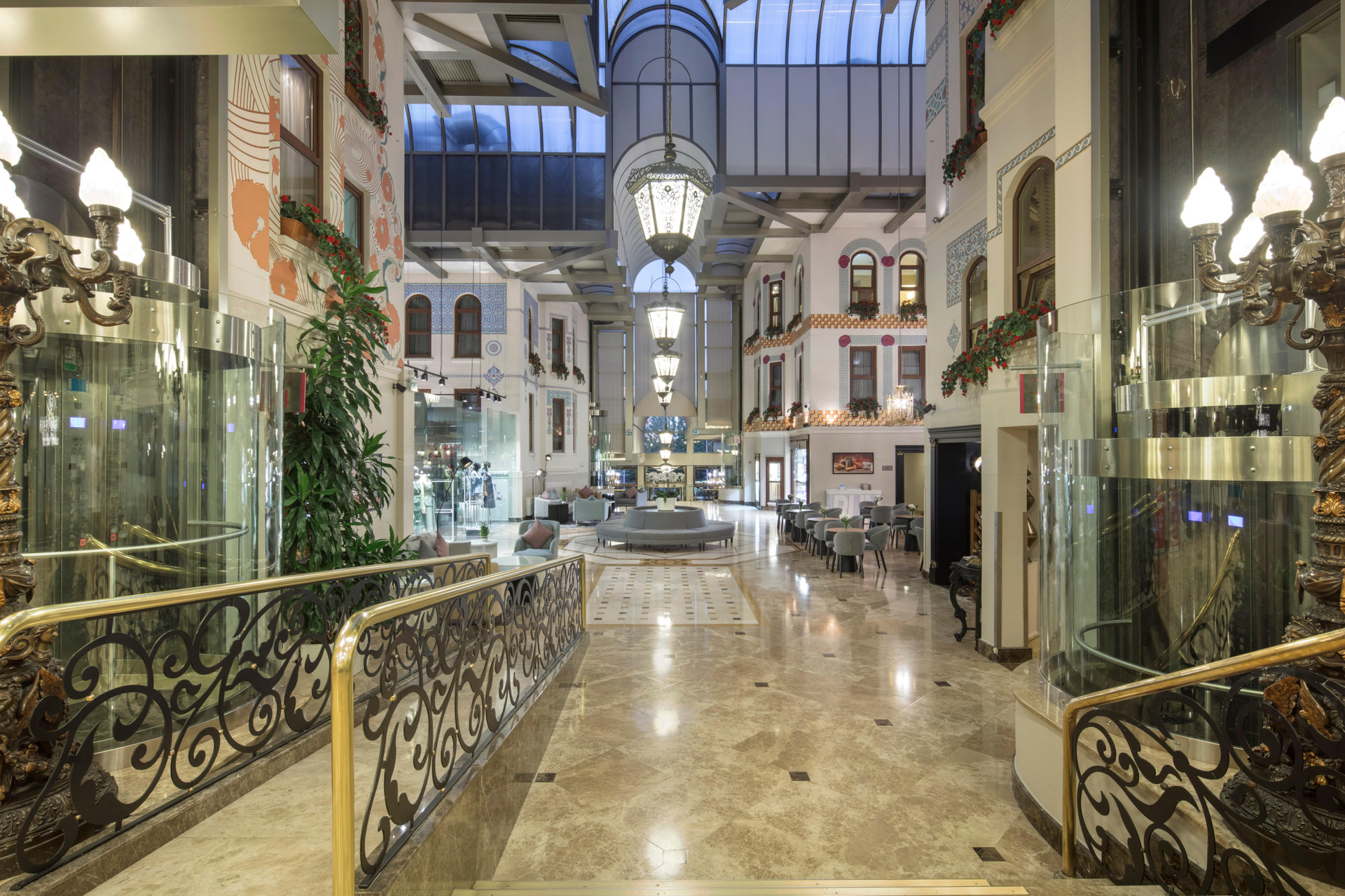 Vista Lobby Crowne Plaza Istanbul - Old City by IHG
