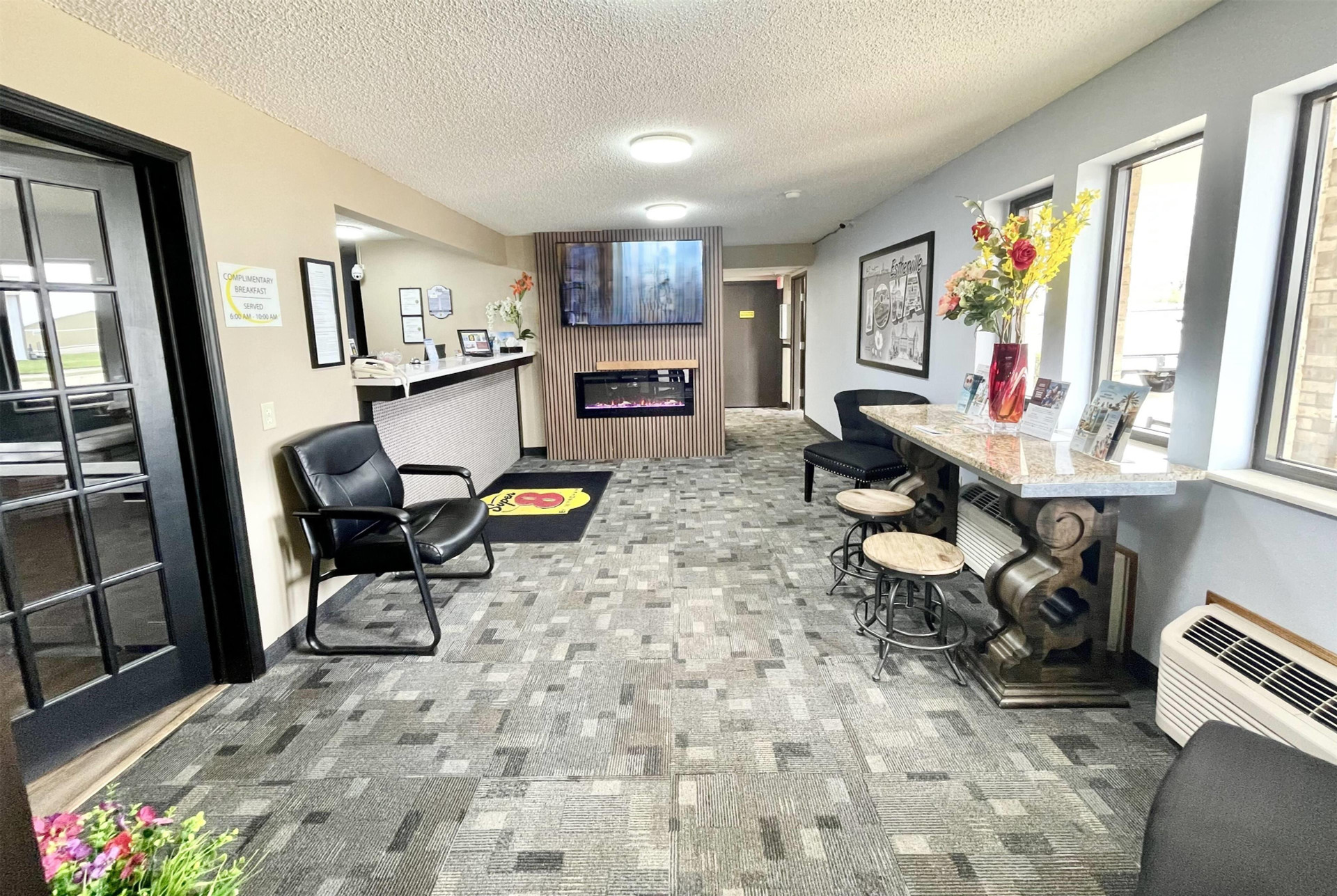 Vista Lobby Super 8 by Wyndham Estherville