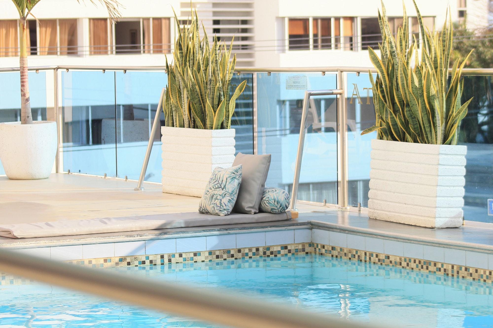 Vista Piscina Atlantic Lux Hotel