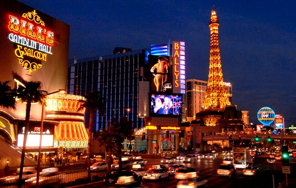 The STRAT Hotel, Casino & Tower