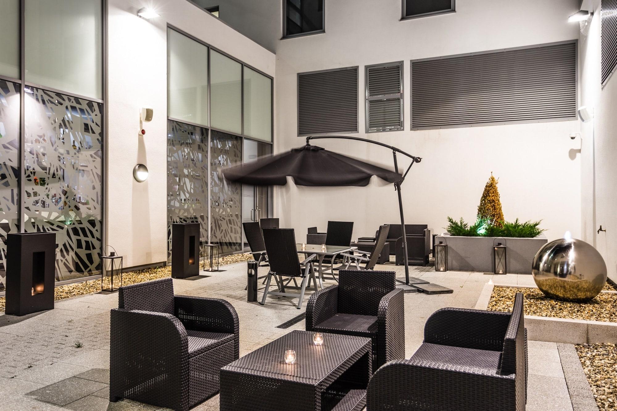 Bar/Salón Heston Hyde Hotel