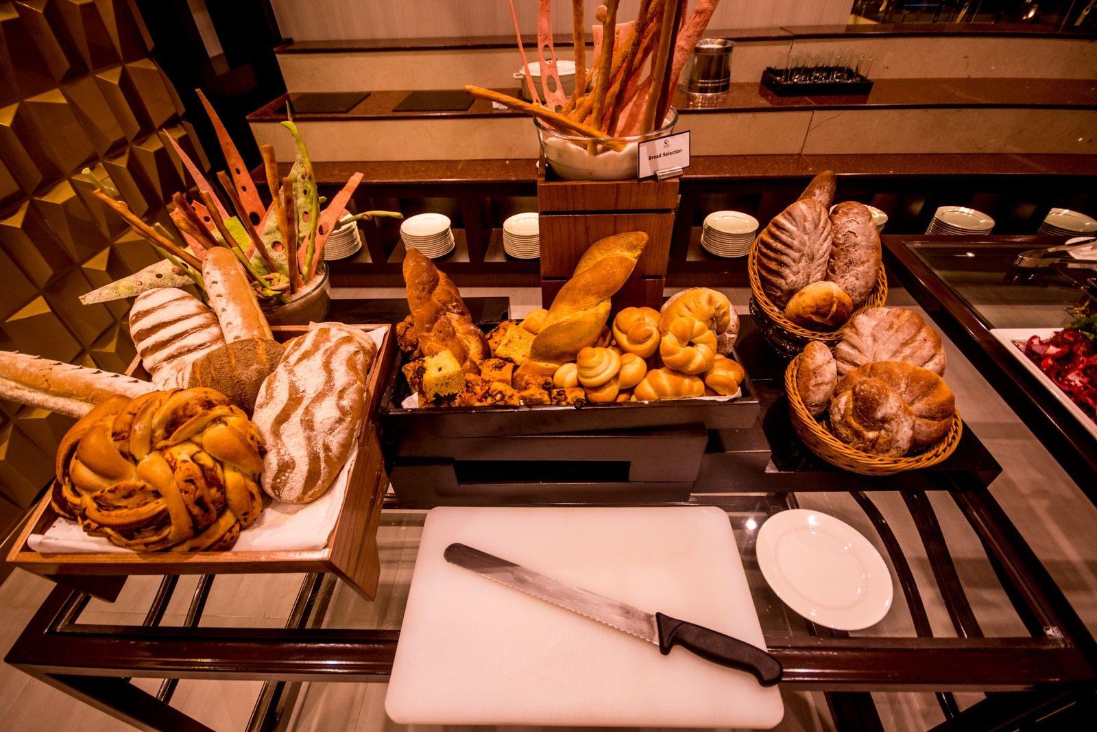 Restaurant Carnelian By Glory Bower Hotel