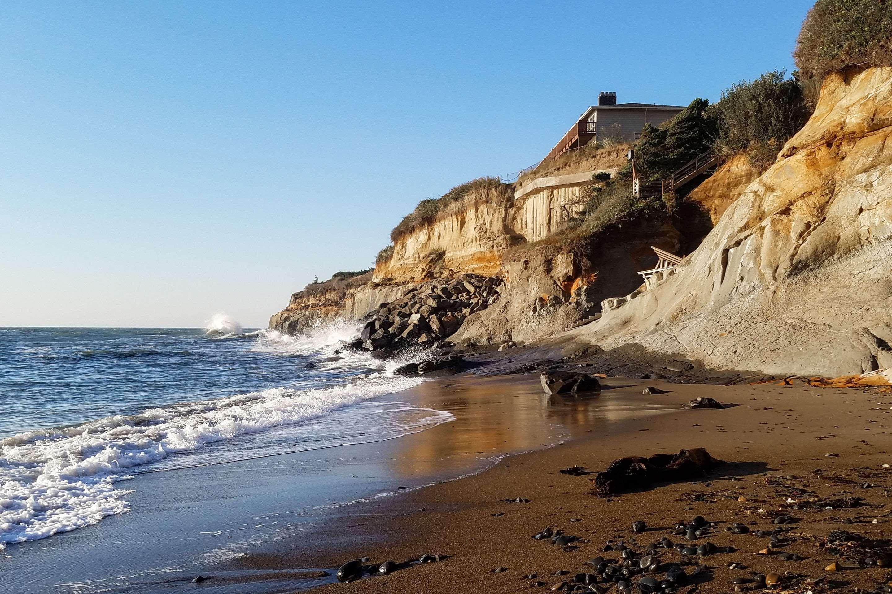 Playa Clarion Inn Surfrider Resort